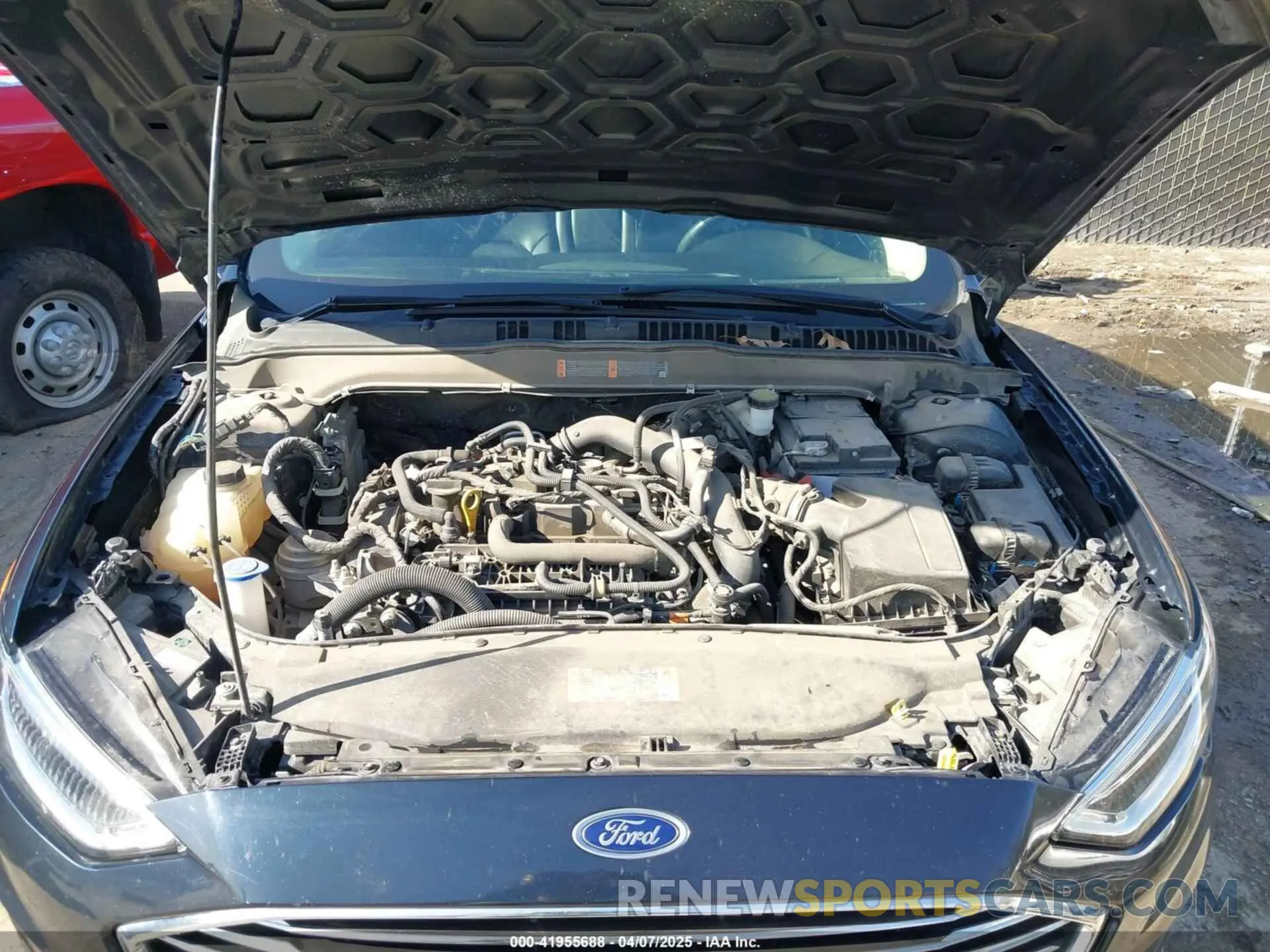 10 Photograph of a damaged car 3FA6P0CD6LR198985 FORD FUSION 2020