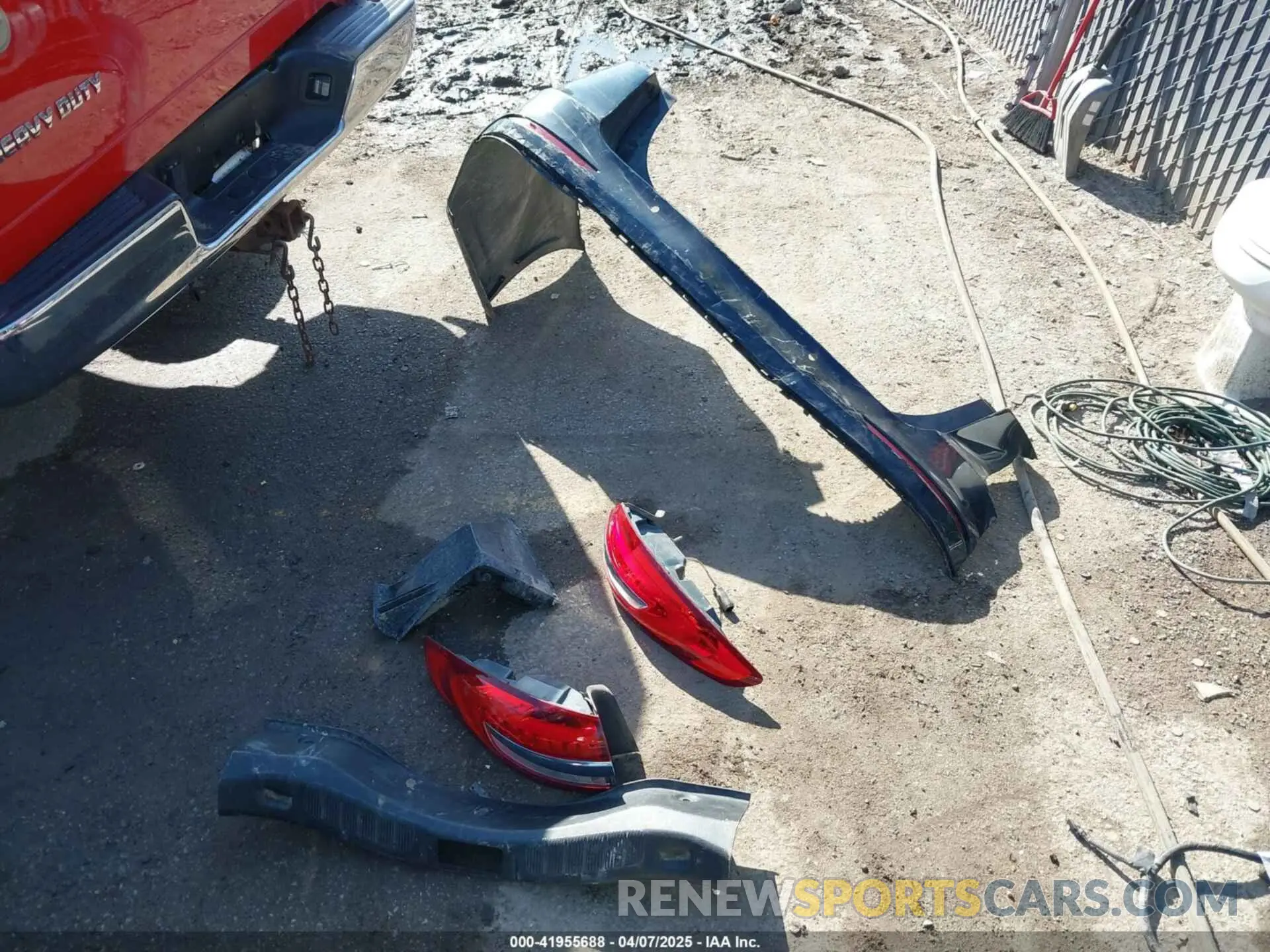 12 Photograph of a damaged car 3FA6P0CD6LR198985 FORD FUSION 2020