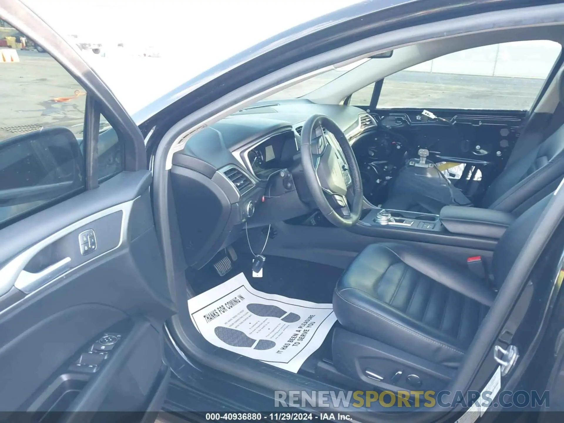 5 Photograph of a damaged car 3FA6P0CD7LR130887 FORD FUSION 2020