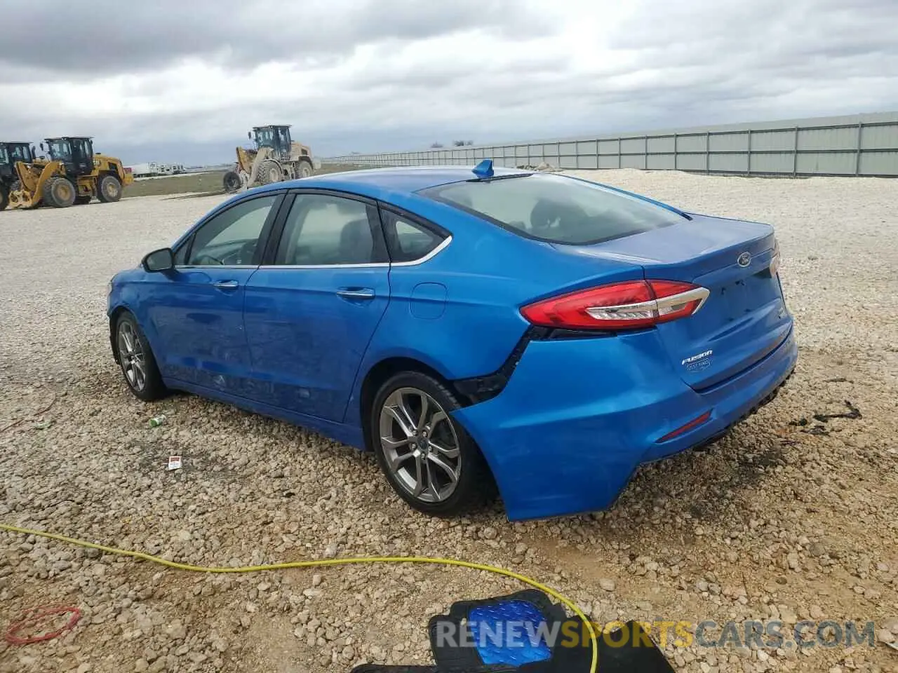 2 Photograph of a damaged car 3FA6P0CD7LR136754 FORD FUSION 2020