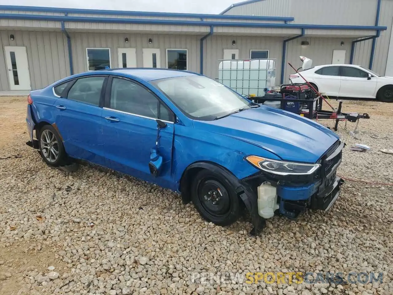 4 Photograph of a damaged car 3FA6P0CD7LR136754 FORD FUSION 2020