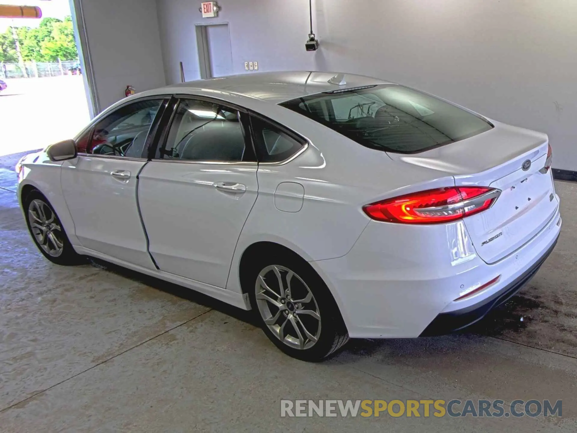 14 Photograph of a damaged car 3FA6P0CD7LR154235 FORD FUSION 2020