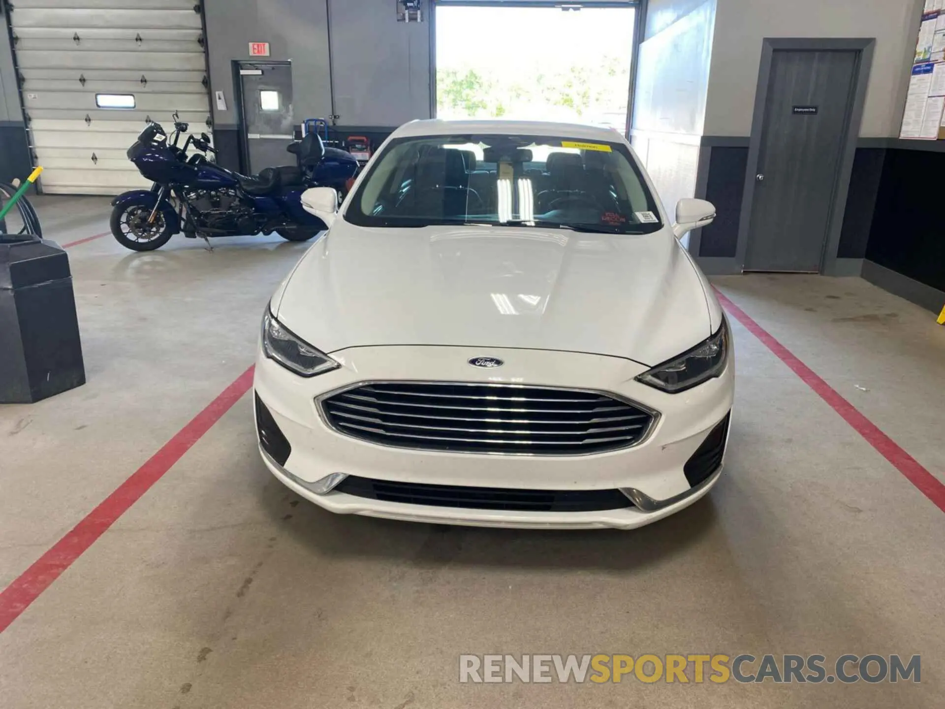 16 Photograph of a damaged car 3FA6P0CD7LR154235 FORD FUSION 2020