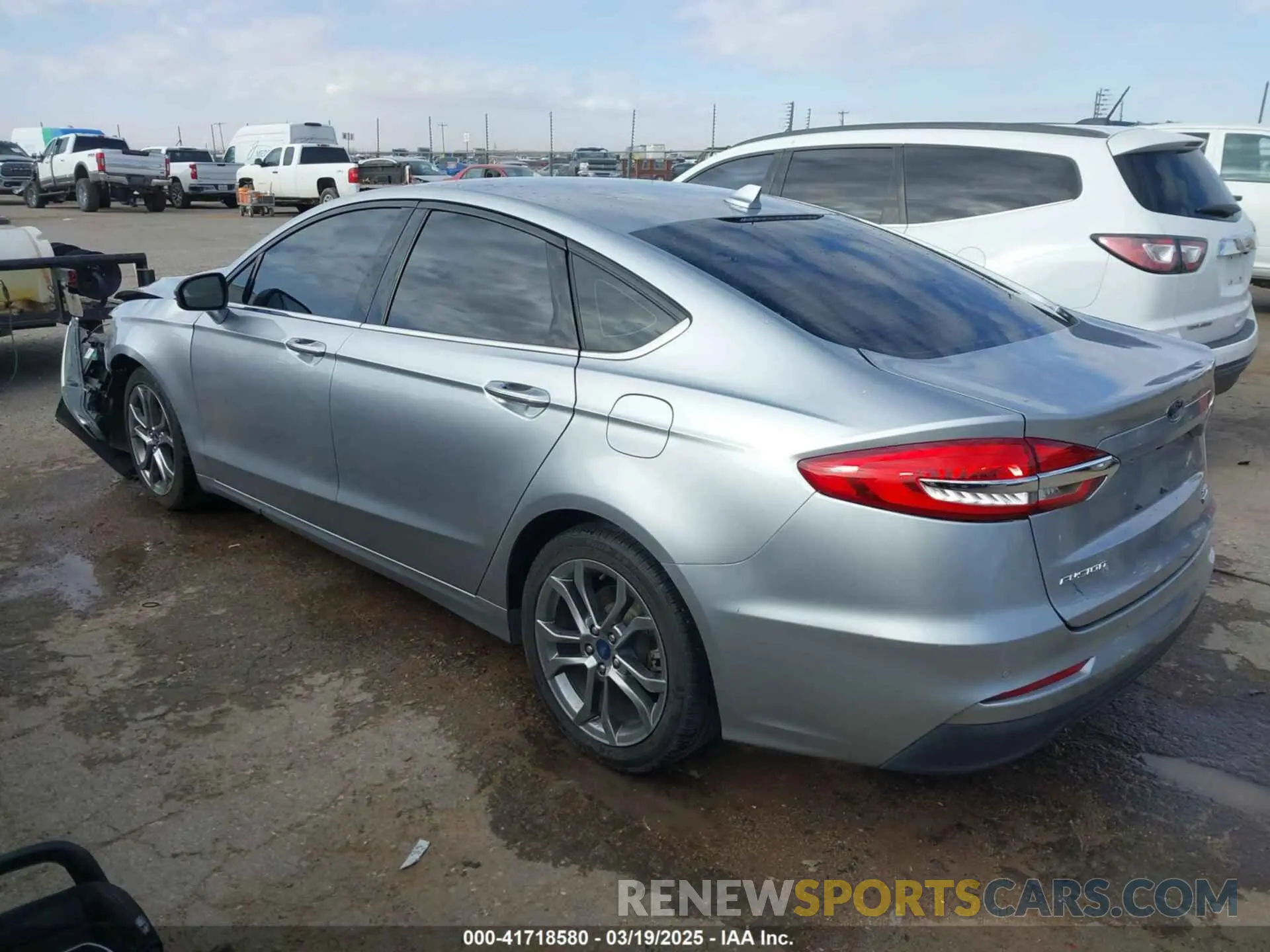 3 Photograph of a damaged car 3FA6P0CD7LR177367 FORD FUSION 2020