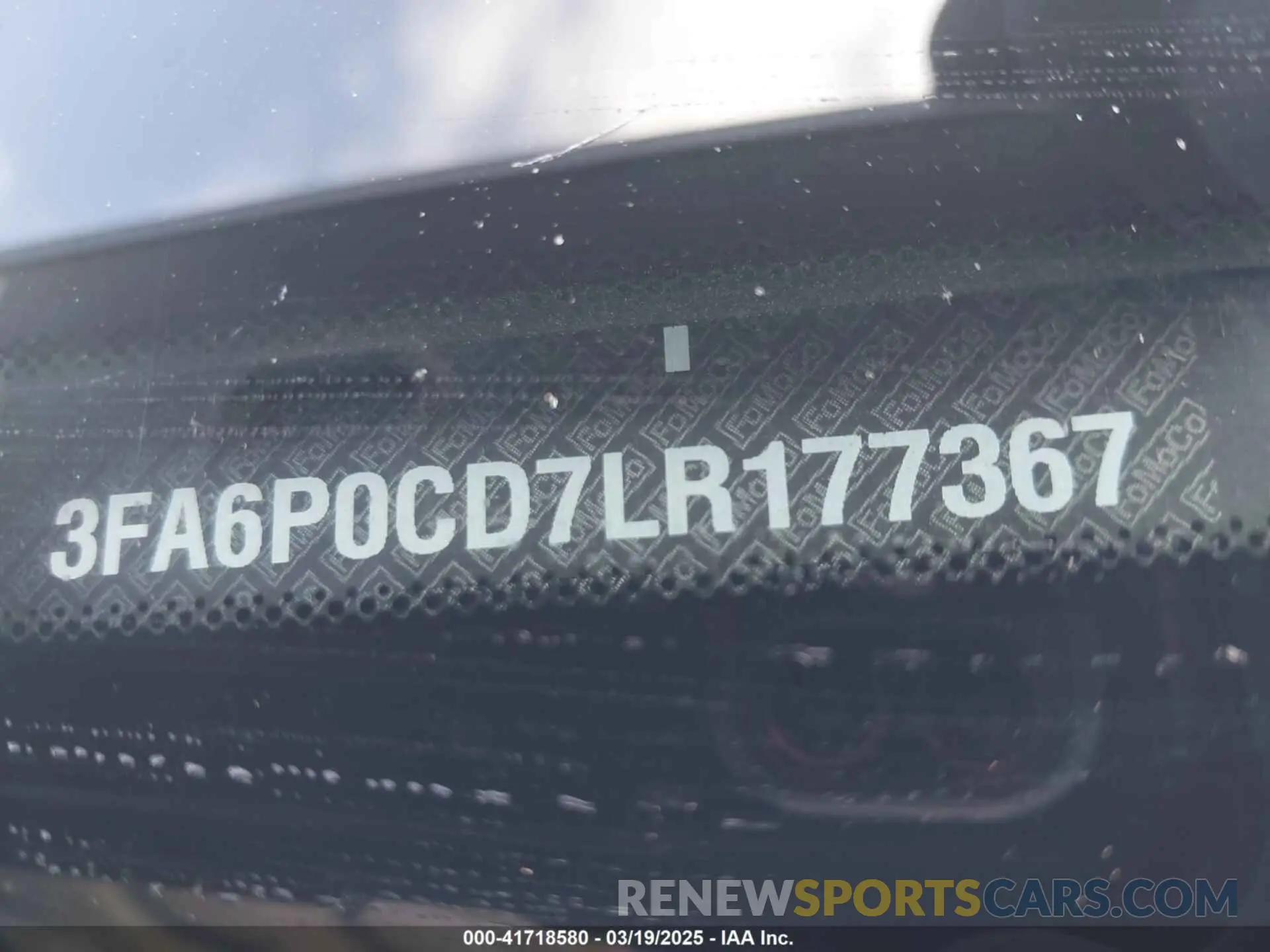 9 Photograph of a damaged car 3FA6P0CD7LR177367 FORD FUSION 2020