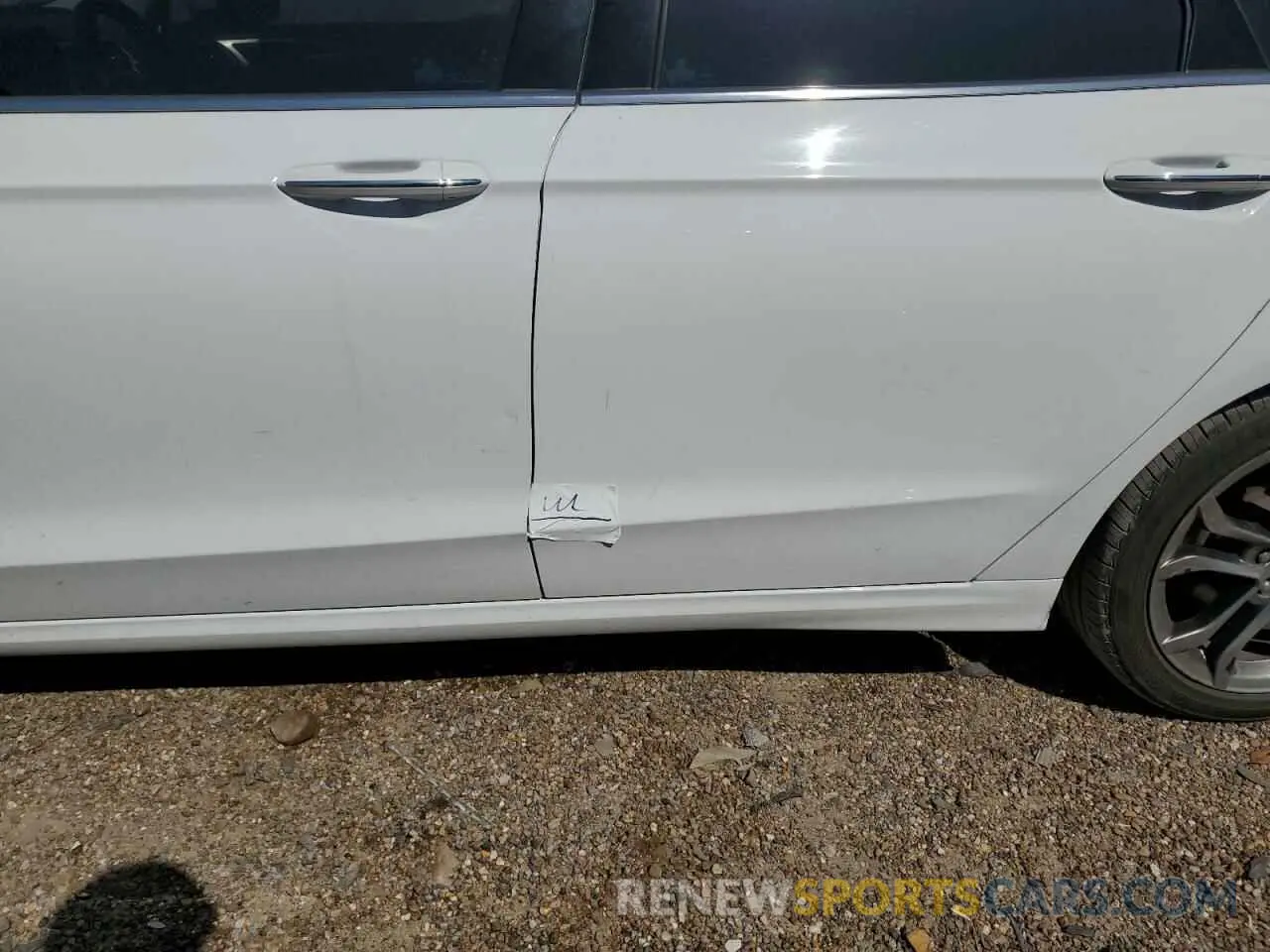 12 Photograph of a damaged car 3FA6P0CD7LR196064 FORD FUSION 2020