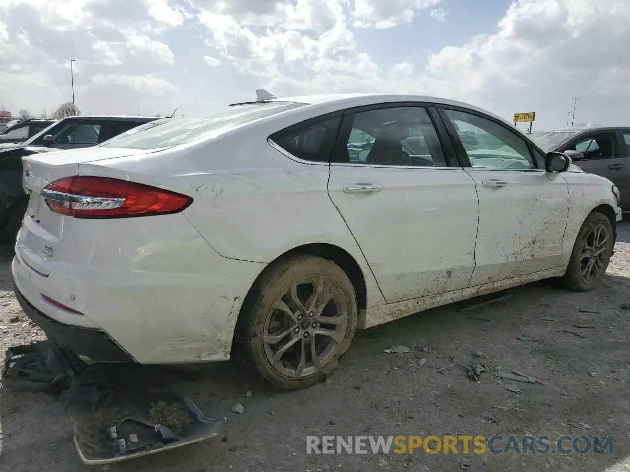 3 Photograph of a damaged car 3FA6P0CD8LR133152 FORD FUSION 2020