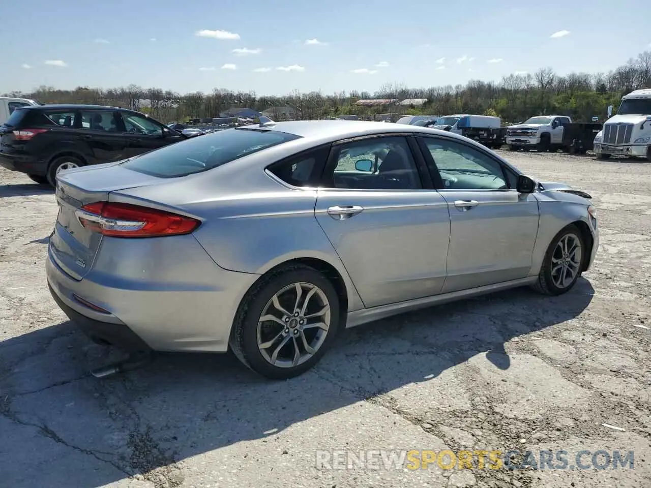 3 Photograph of a damaged car 3FA6P0CD8LR177264 FORD FUSION 2020