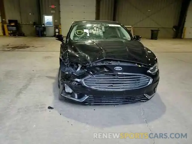 13 Photograph of a damaged car 3FA6P0CD8LR206584 FORD FUSION 2020