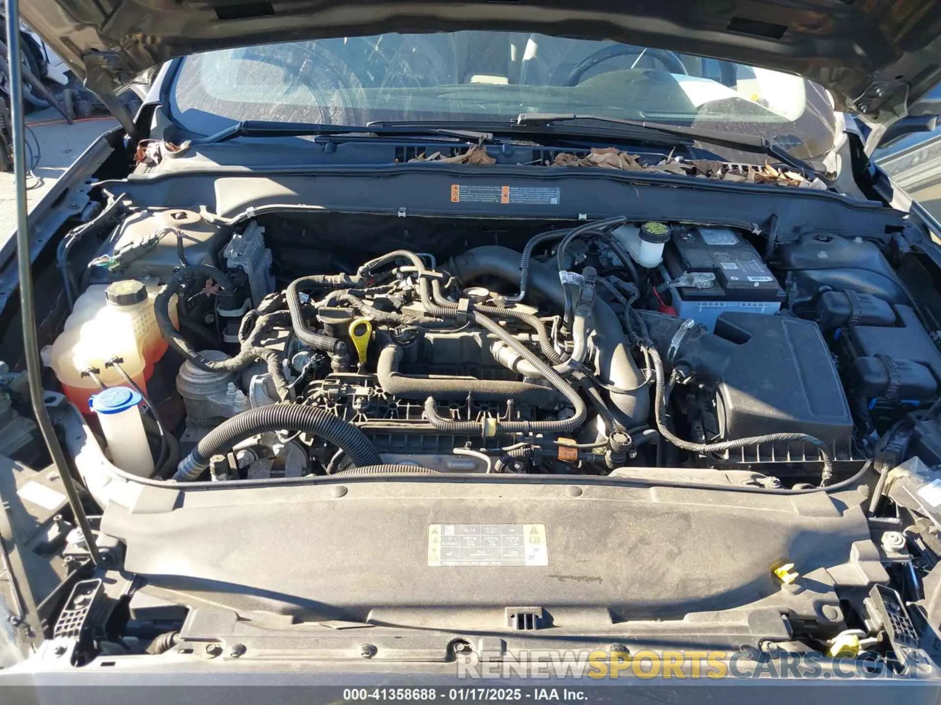 10 Photograph of a damaged car 3FA6P0CD9LR136870 FORD FUSION 2020