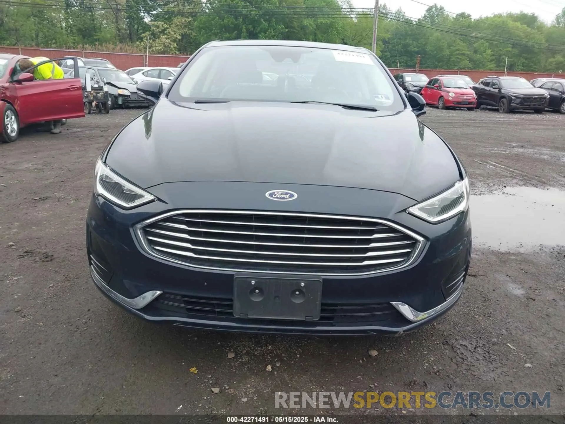 12 Photograph of a damaged car 3FA6P0CD9LR183400 FORD FUSION 2020