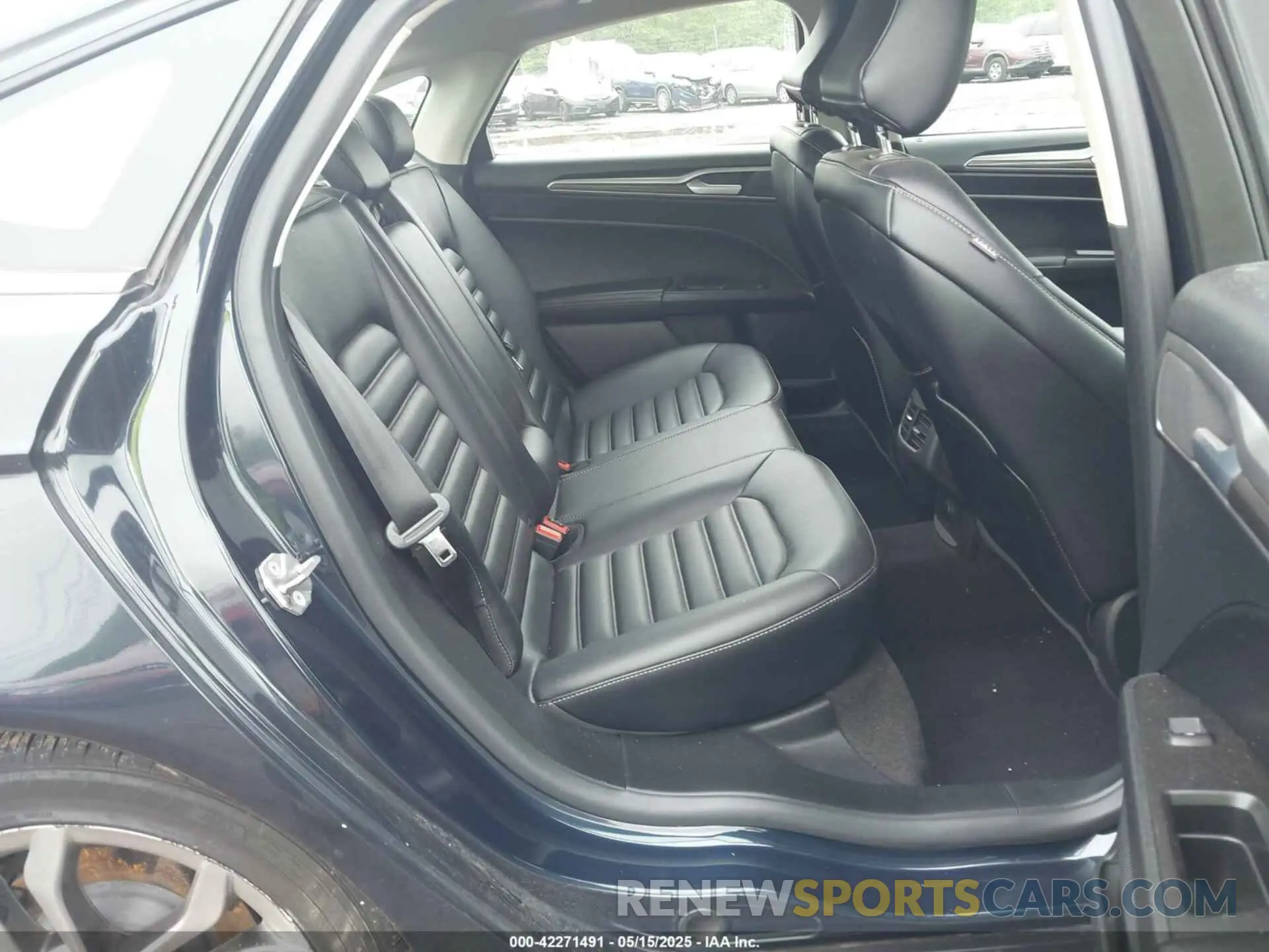 8 Photograph of a damaged car 3FA6P0CD9LR183400 FORD FUSION 2020