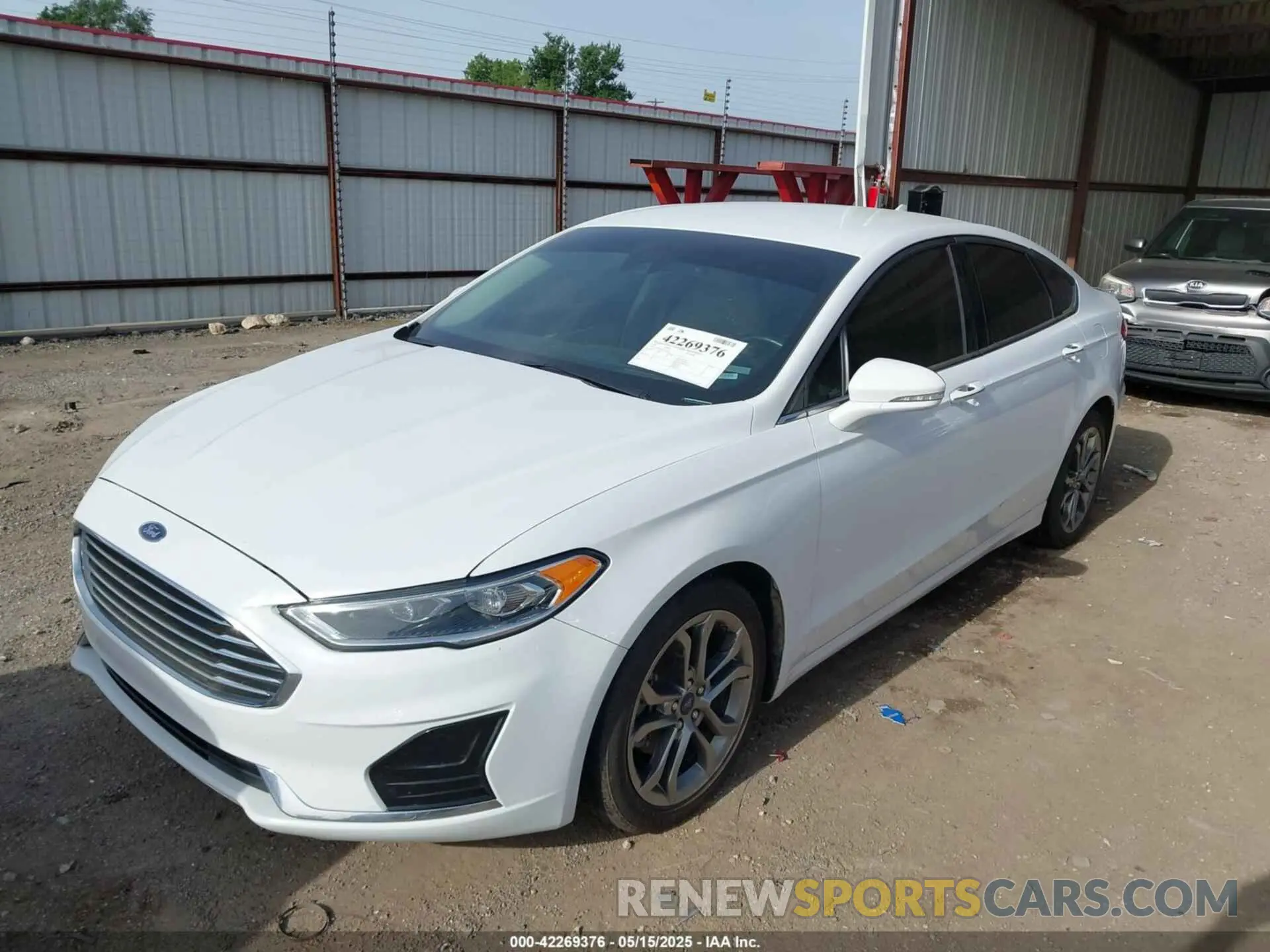 21 Photograph of a damaged car 3FA6P0CD9LR195854 FORD FUSION 2020
