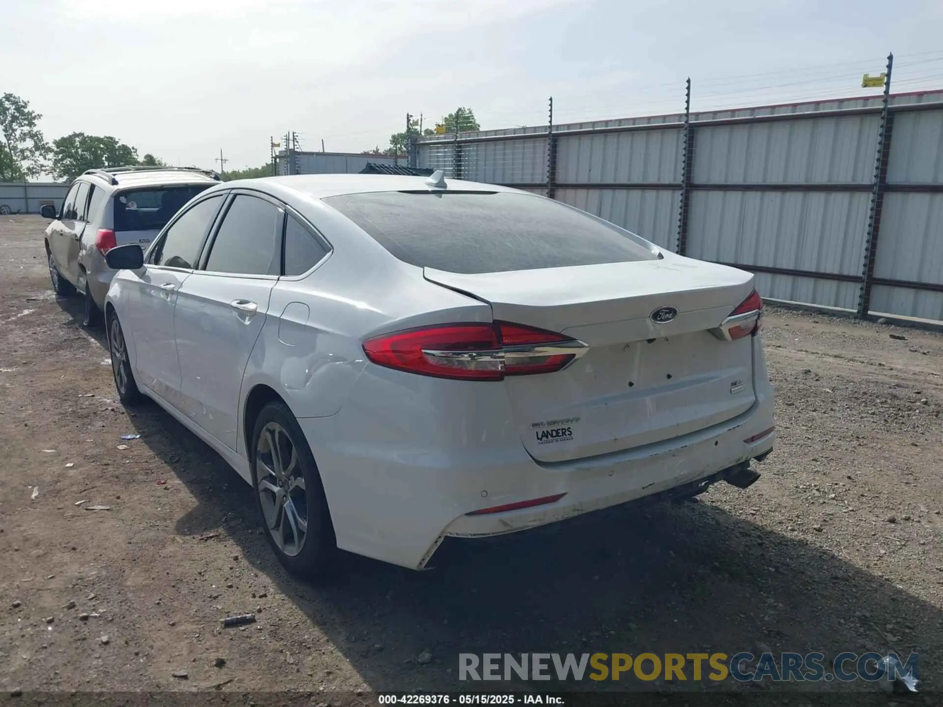 3 Photograph of a damaged car 3FA6P0CD9LR195854 FORD FUSION 2020