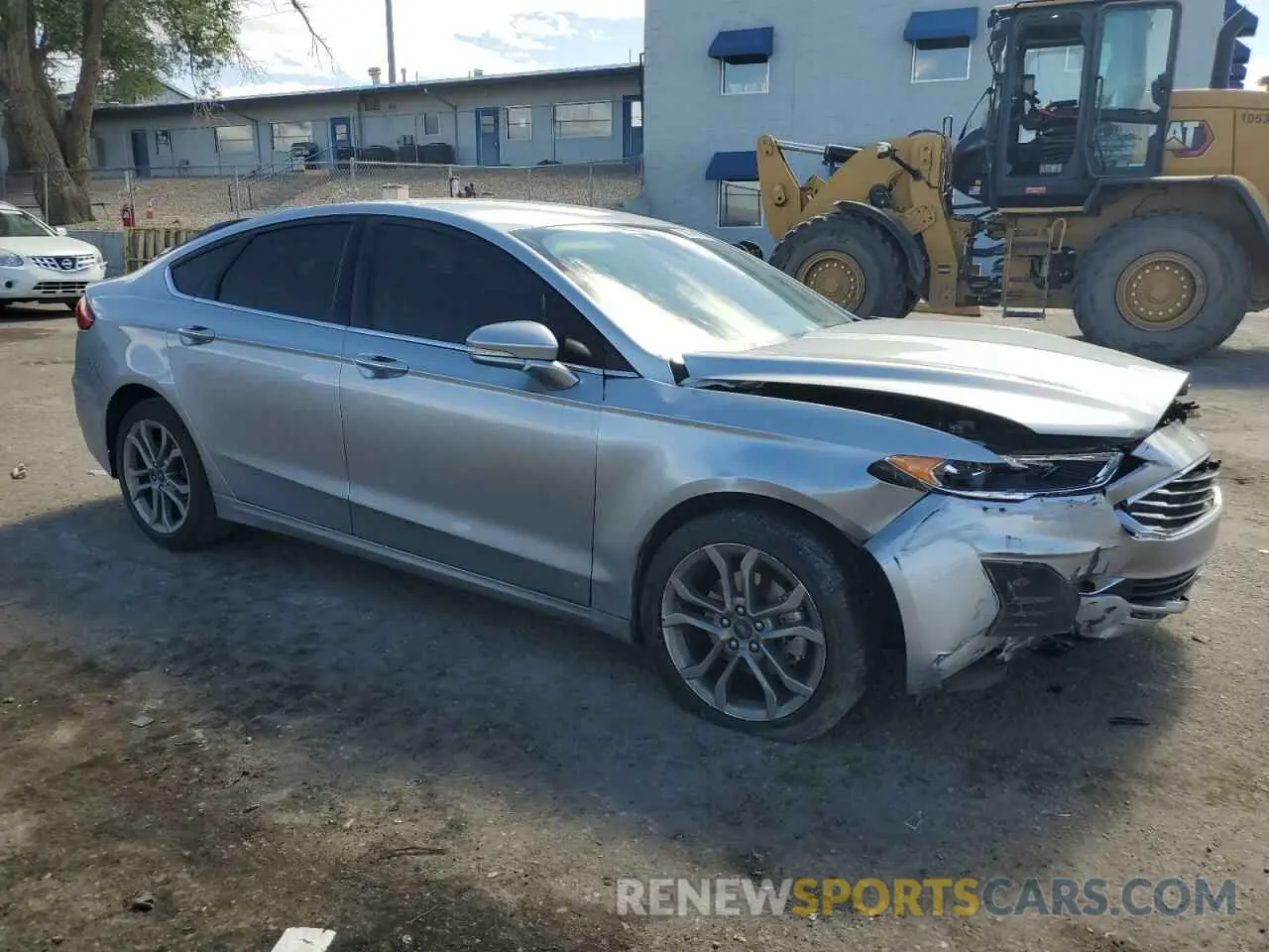 4 Photograph of a damaged car 3FA6P0CD9LR206271 FORD FUSION 2020