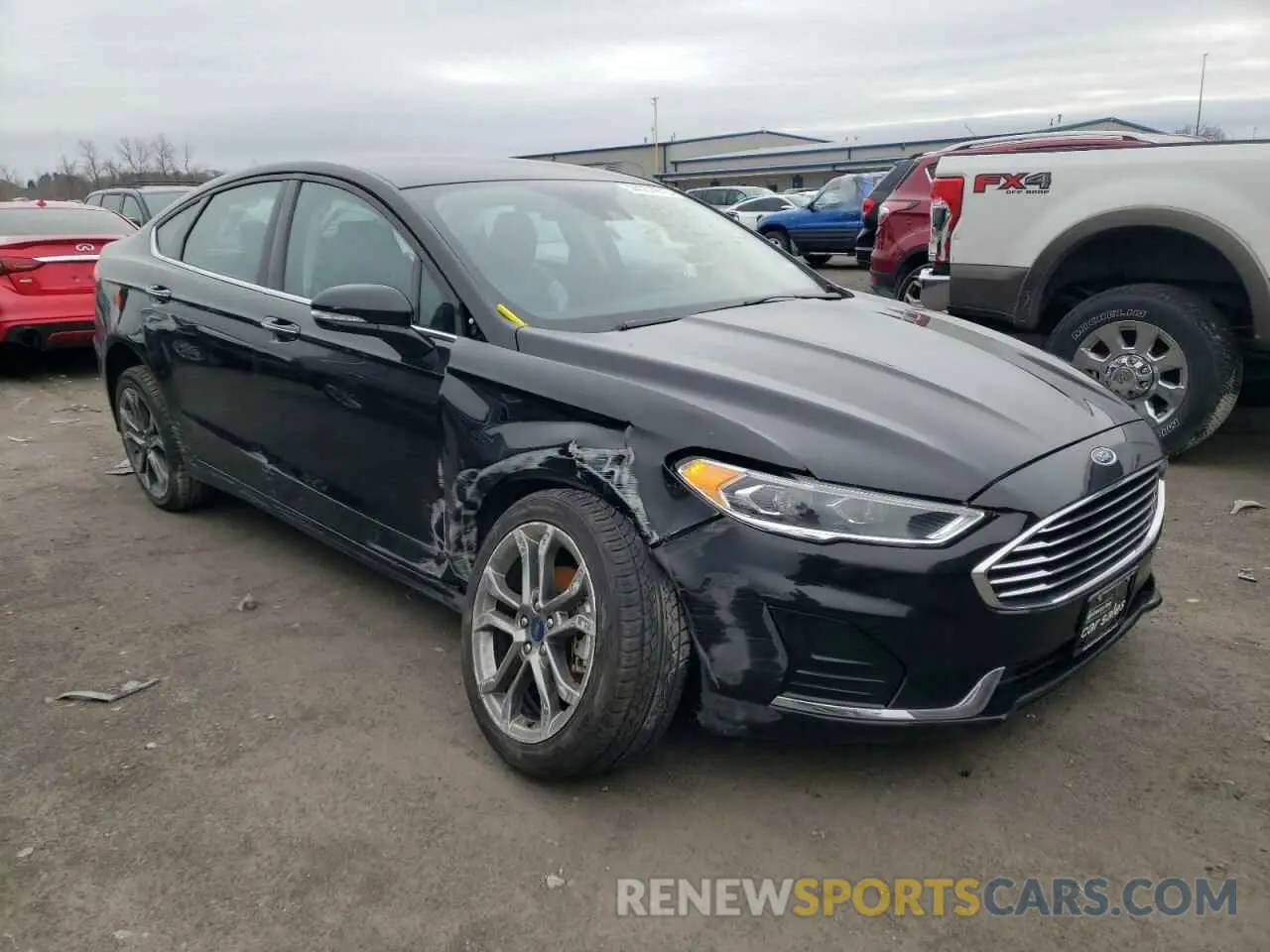 4 Photograph of a damaged car 3FA6P0CDXLR137154 FORD FUSION 2020