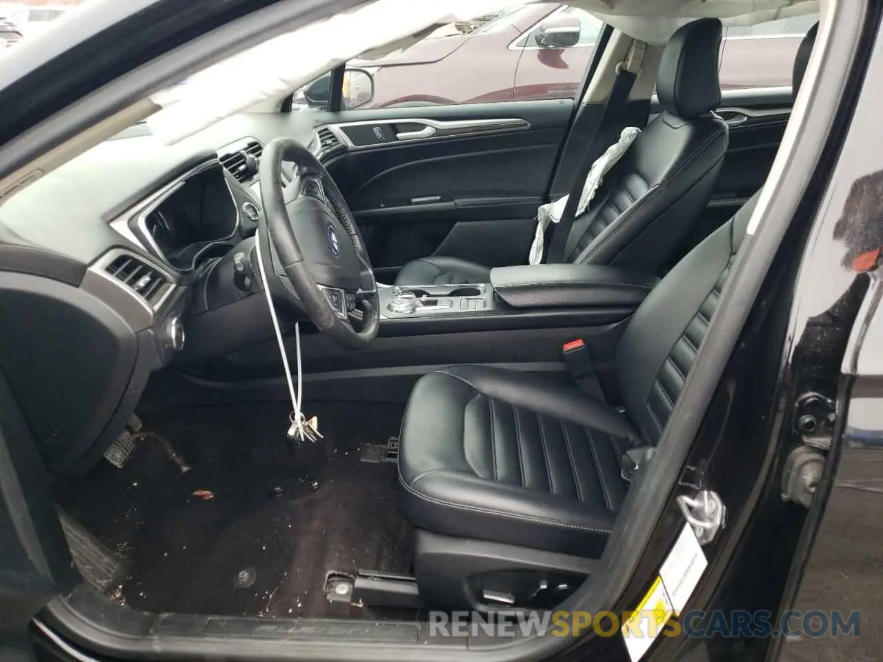 7 Photograph of a damaged car 3FA6P0CDXLR137154 FORD FUSION 2020