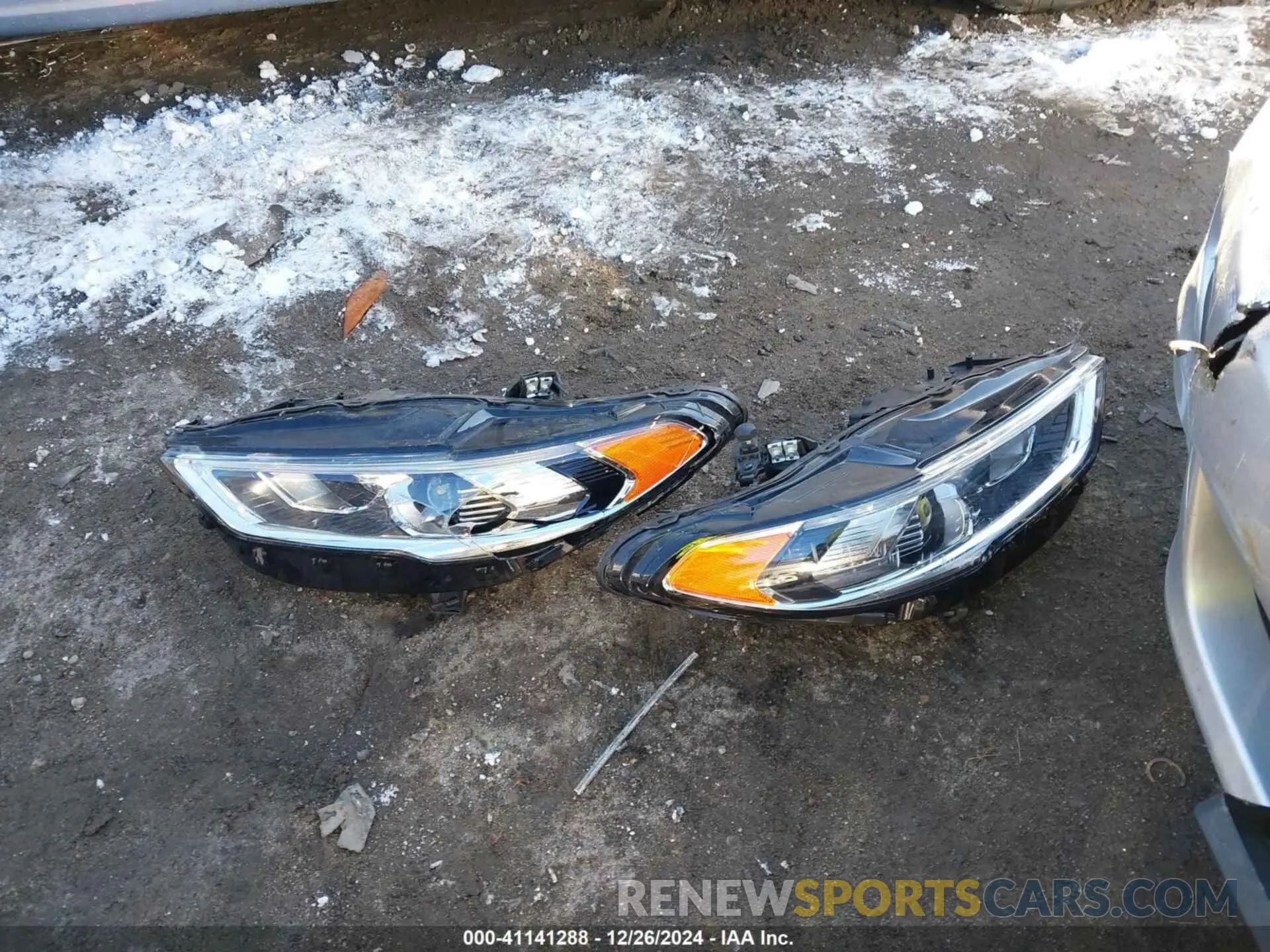 12 Photograph of a damaged car 3FA6P0CDXLR174107 FORD FUSION 2020