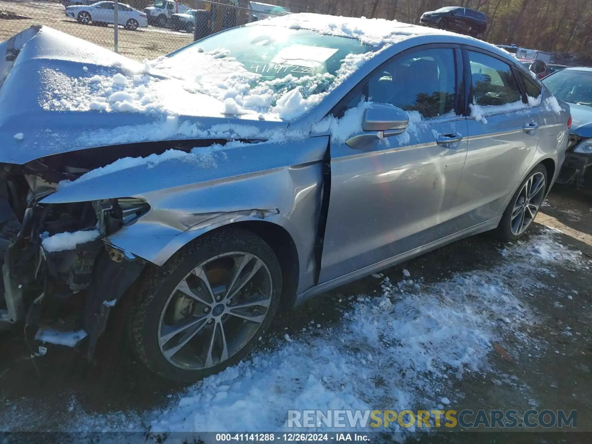 15 Photograph of a damaged car 3FA6P0CDXLR174107 FORD FUSION 2020