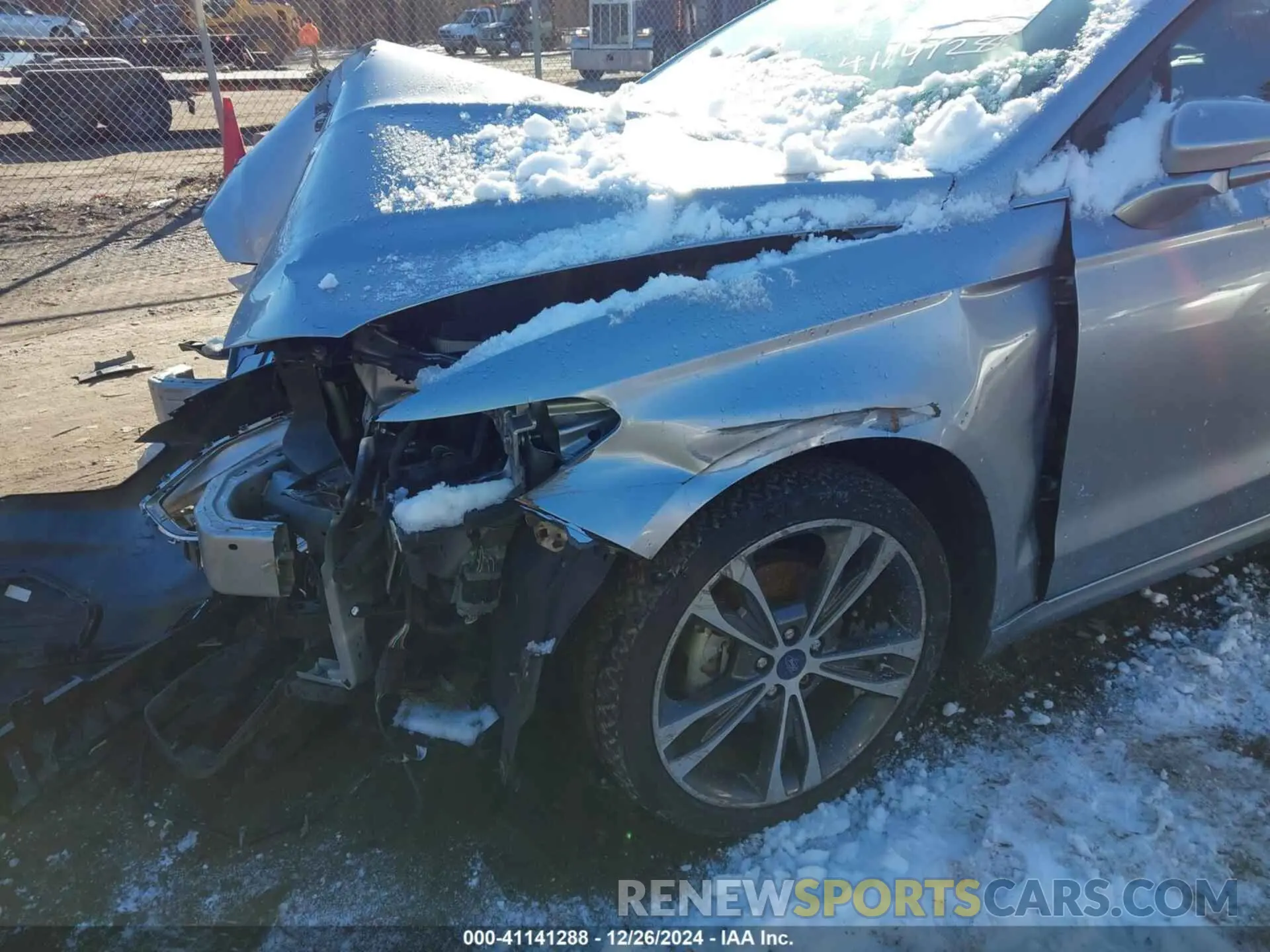 18 Photograph of a damaged car 3FA6P0CDXLR174107 FORD FUSION 2020