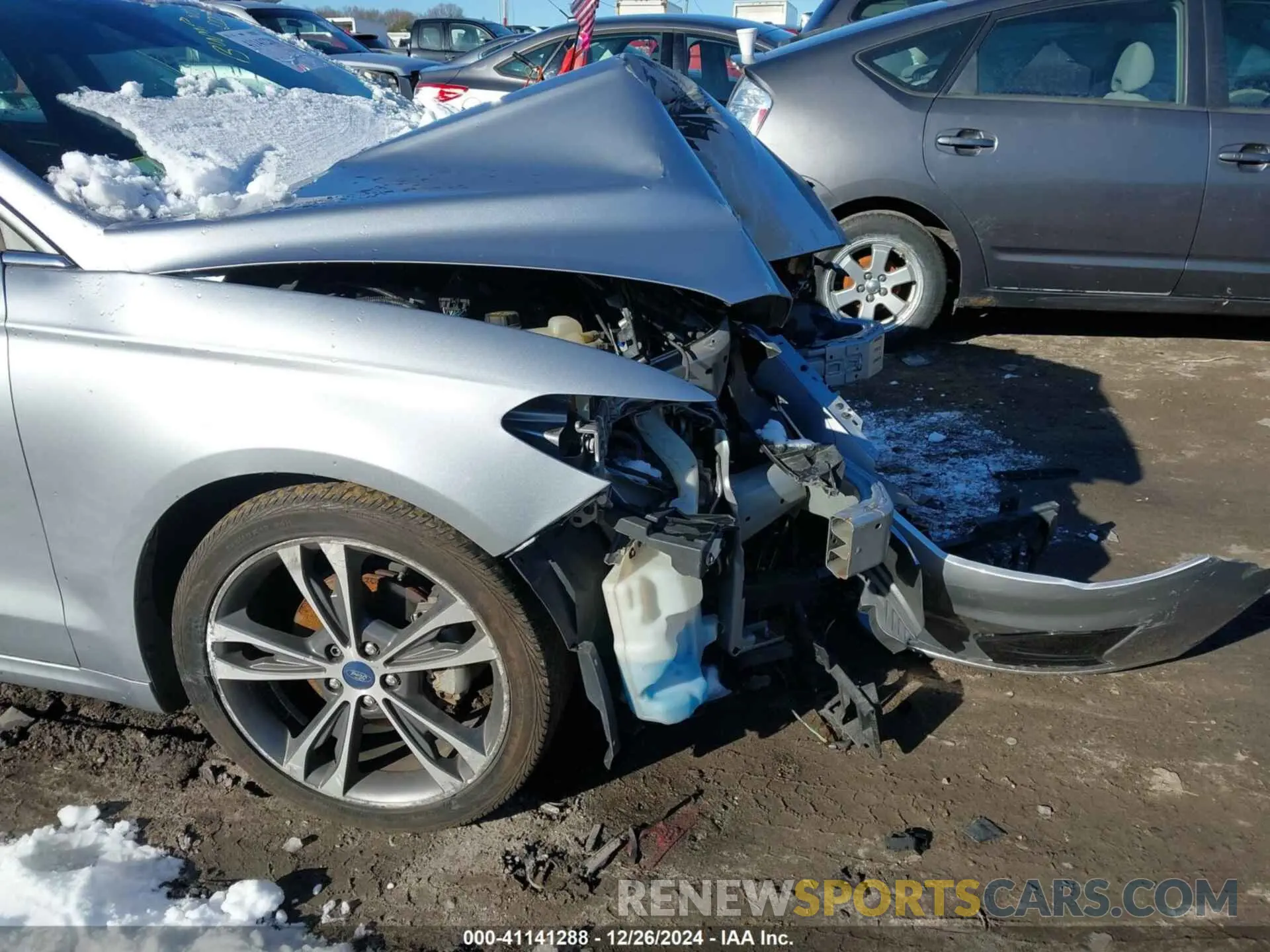 19 Photograph of a damaged car 3FA6P0CDXLR174107 FORD FUSION 2020