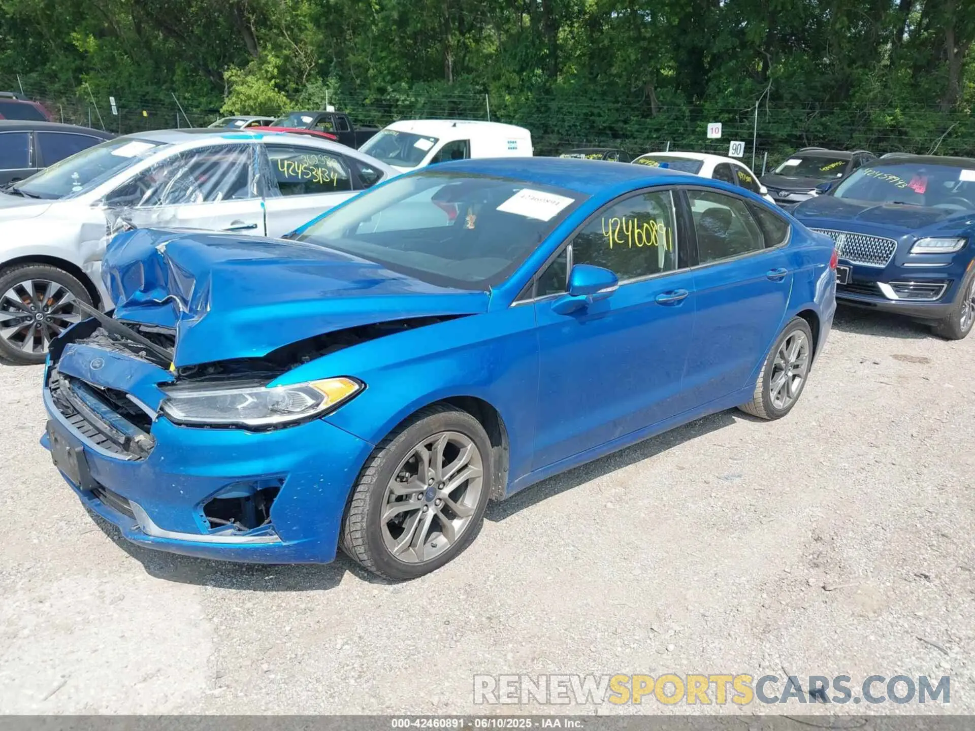 2 Photograph of a damaged car 3FA6P0CDXLR193109 FORD FUSION 2020