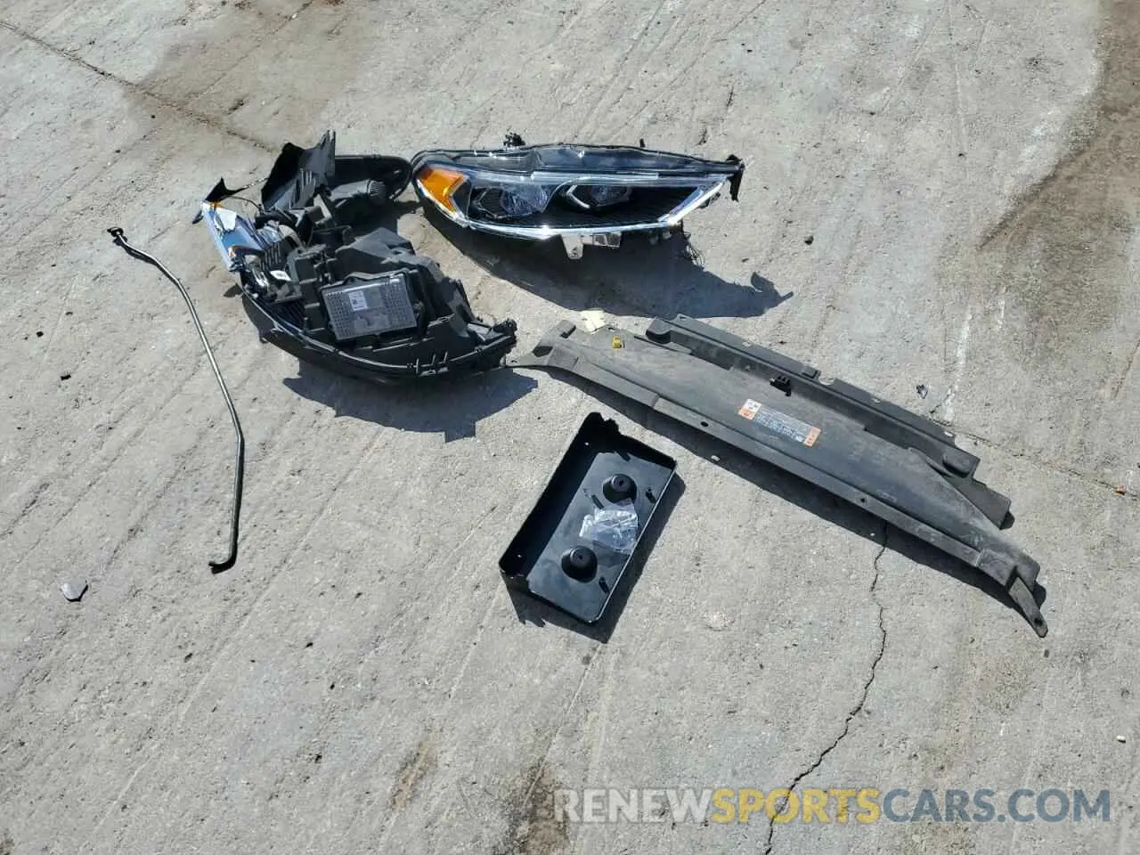 12 Photograph of a damaged car 3FA6P0CDXLR256306 FORD FUSION 2020