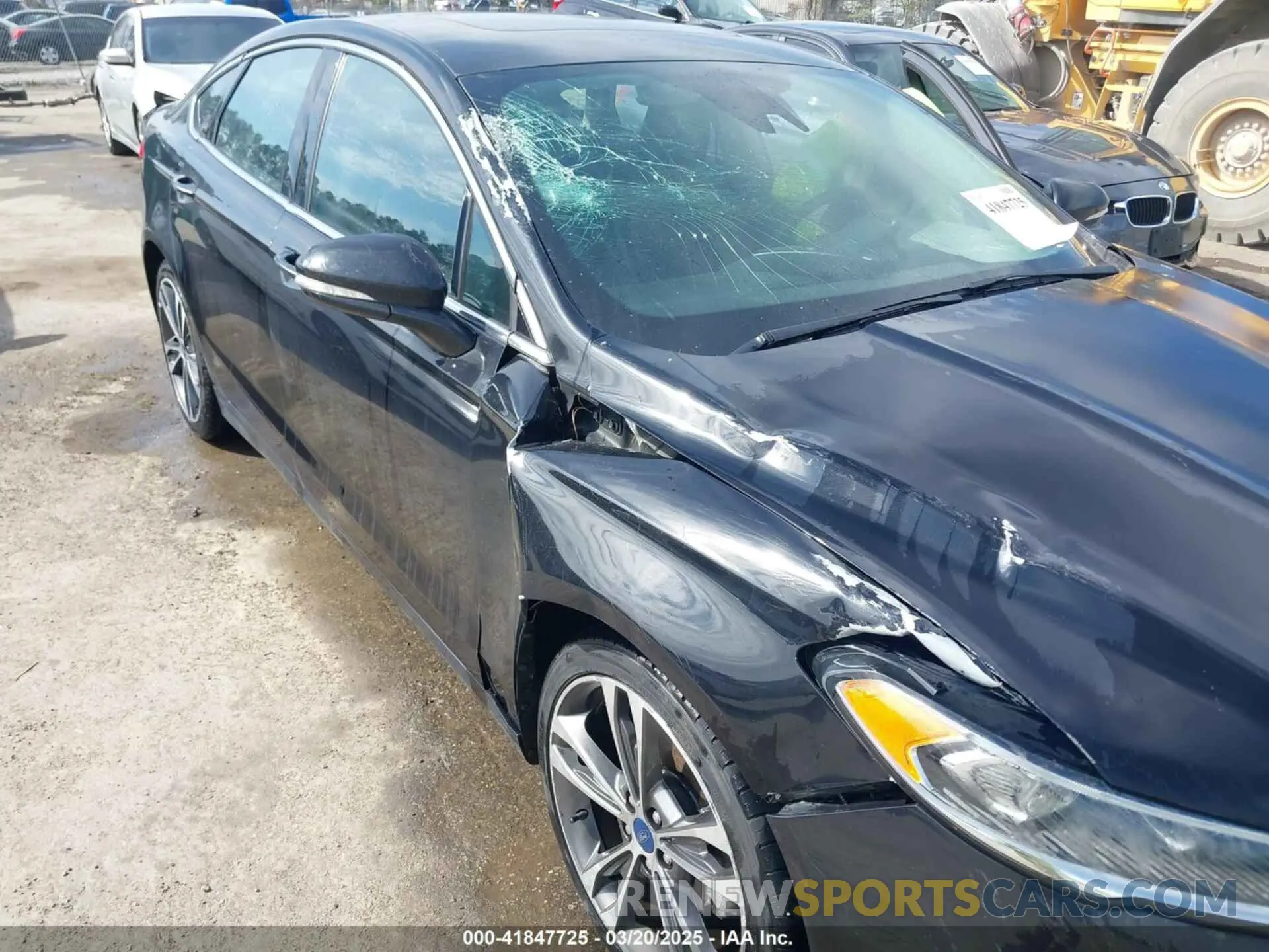 6 Photograph of a damaged car 3FA6P0D90LR137979 FORD FUSION 2020