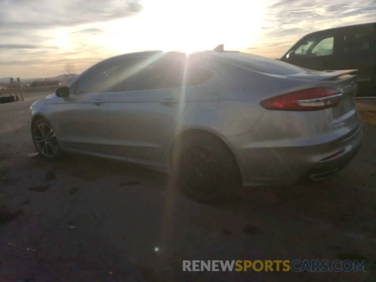 2 Photograph of a damaged car 3FA6P0D90LR193663 FORD FUSION 2020