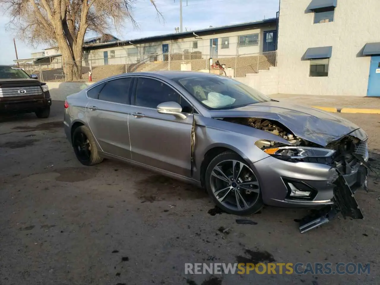 4 Photograph of a damaged car 3FA6P0D90LR193663 FORD FUSION 2020