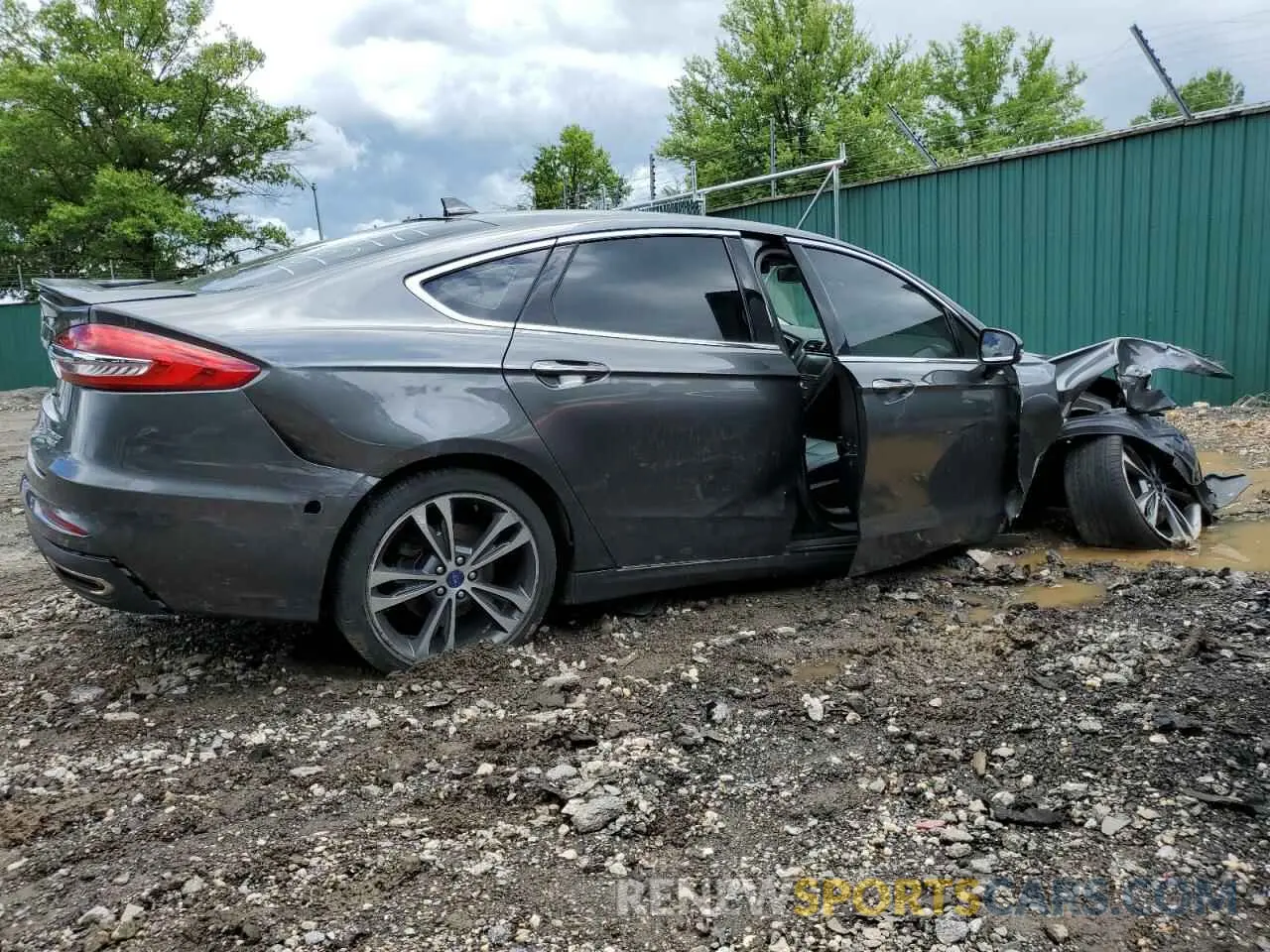 3 Photograph of a damaged car 3FA6P0D90LR193971 FORD FUSION 2020