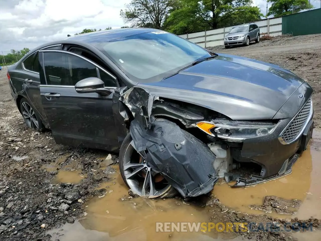 4 Photograph of a damaged car 3FA6P0D90LR193971 FORD FUSION 2020