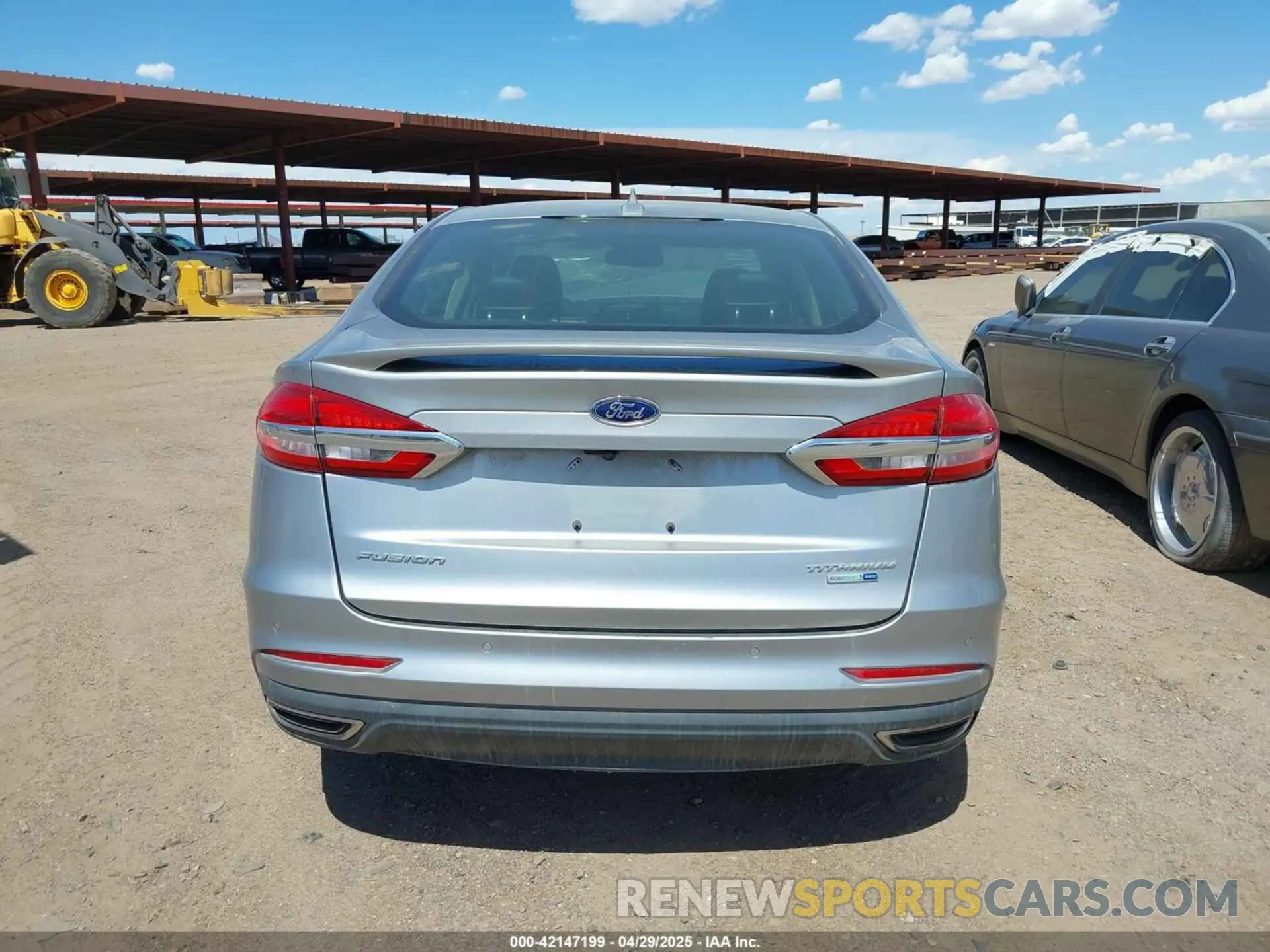 16 Photograph of a damaged car 3FA6P0D92LR136722 FORD FUSION 2020