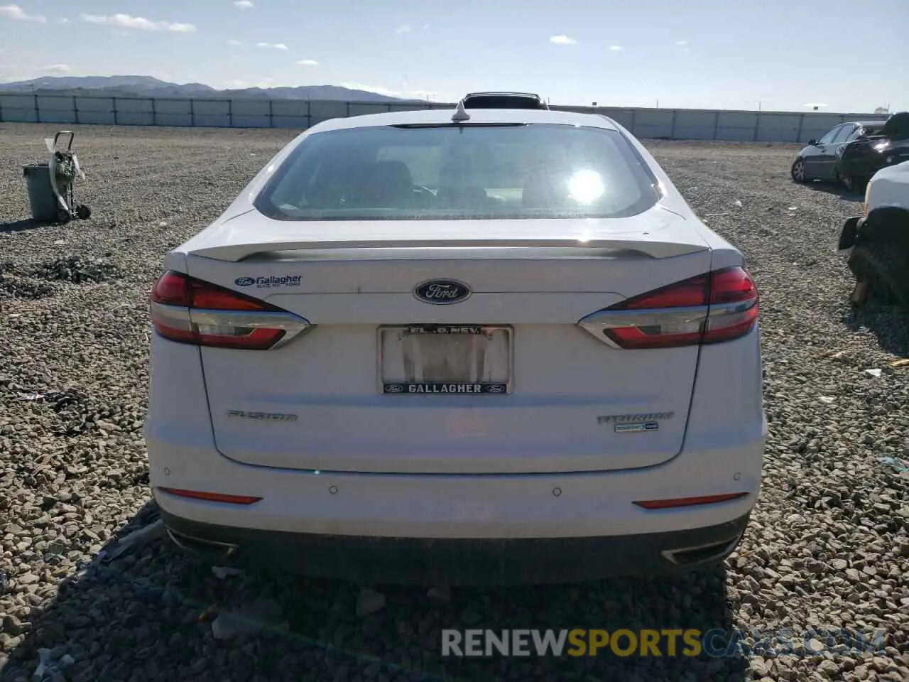 6 Photograph of a damaged car 3FA6P0D92LR173611 FORD FUSION 2020