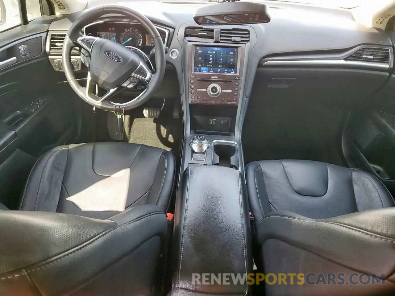 8 Photograph of a damaged car 3FA6P0D92LR174659 FORD FUSION 2020