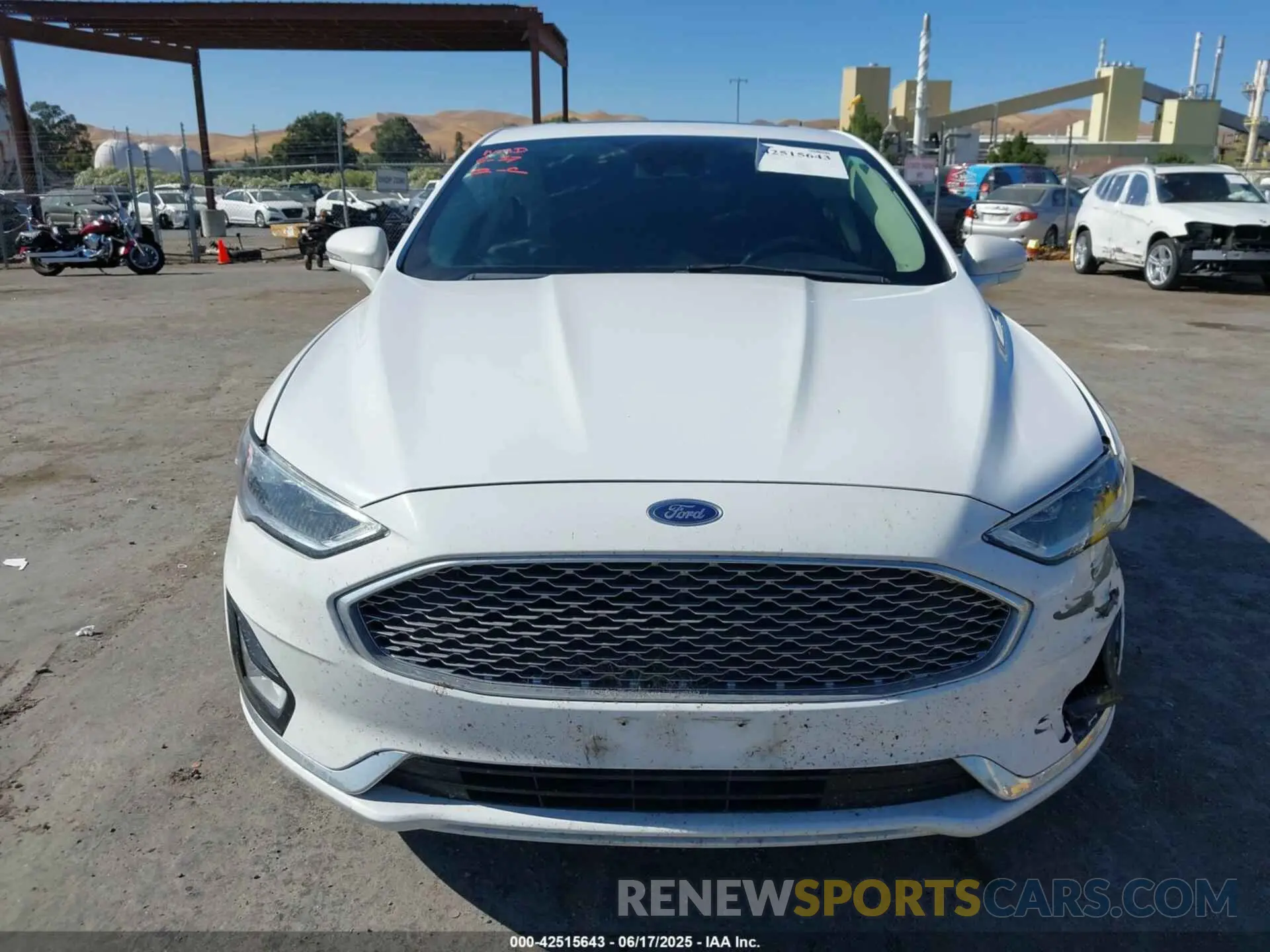 12 Photograph of a damaged car 3FA6P0D93LR151357 FORD FUSION 2020
