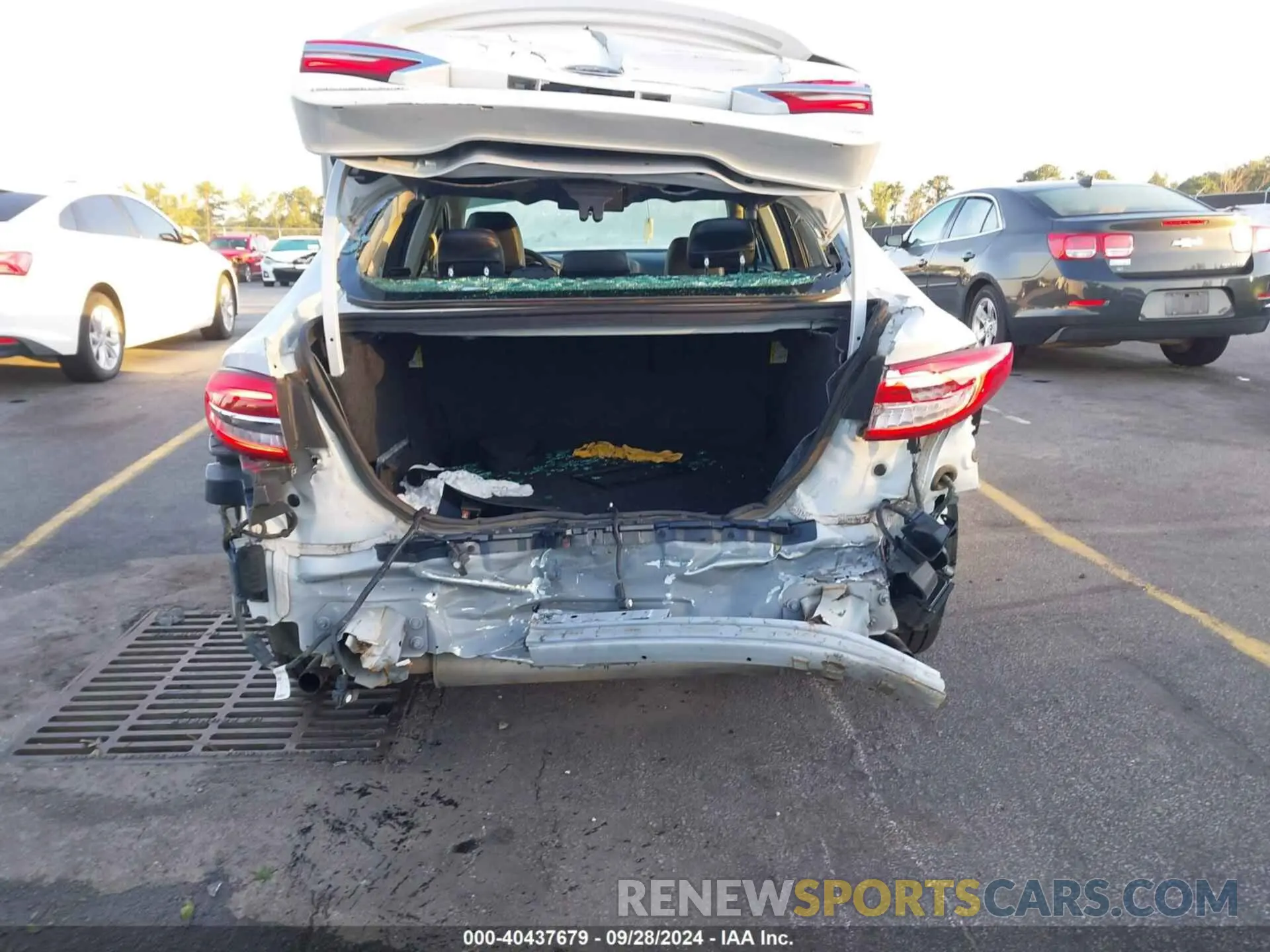 6 Photograph of a damaged car 3FA6P0D94LR117234 FORD FUSION 2020