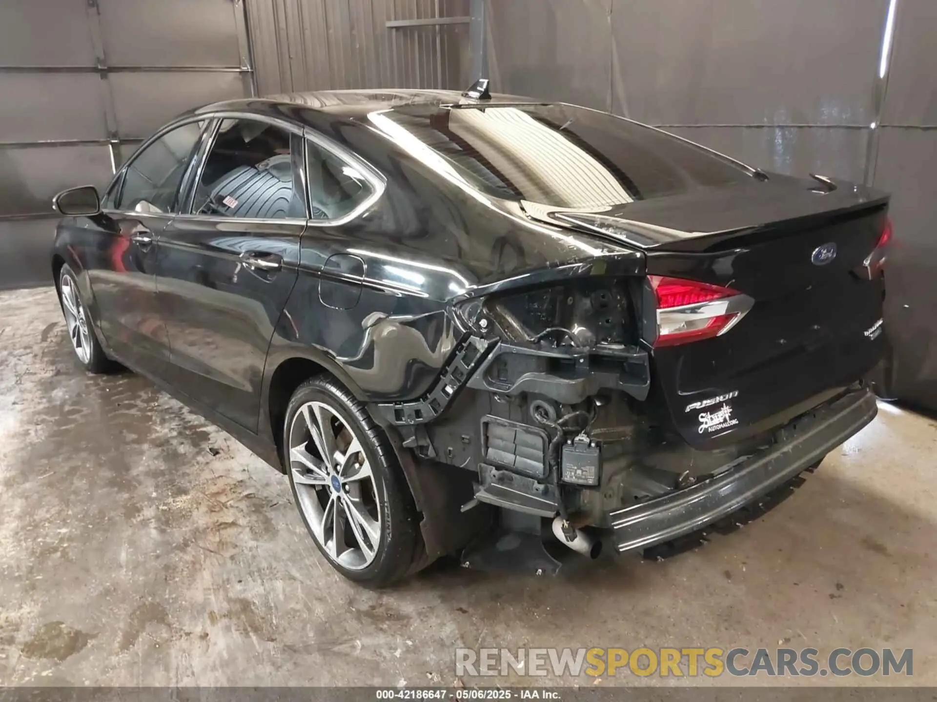 3 Photograph of a damaged car 3FA6P0D94LR136981 FORD FUSION 2020