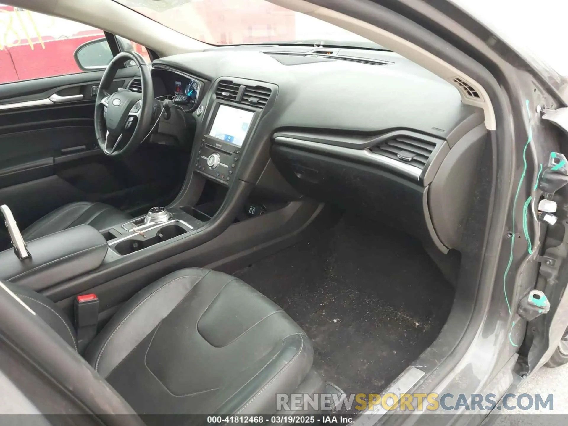 5 Photograph of a damaged car 3FA6P0D94LR138861 FORD FUSION 2020