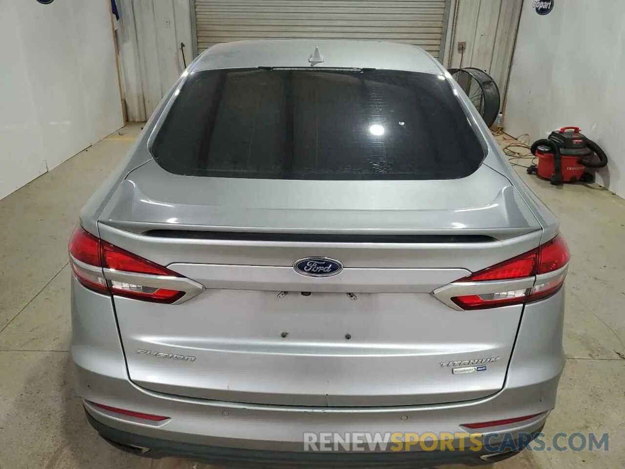 6 Photograph of a damaged car 3FA6P0D95LR133703 FORD FUSION 2020