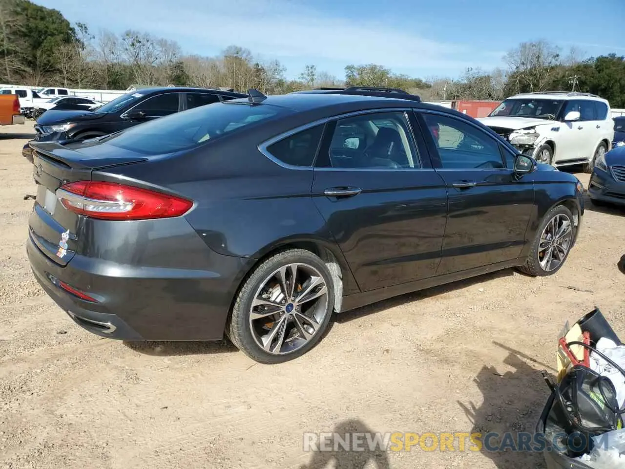 3 Photograph of a damaged car 3FA6P0D95LR137542 FORD FUSION 2020