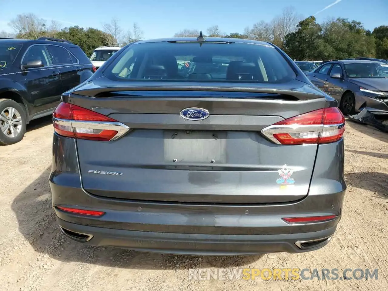 6 Photograph of a damaged car 3FA6P0D95LR137542 FORD FUSION 2020