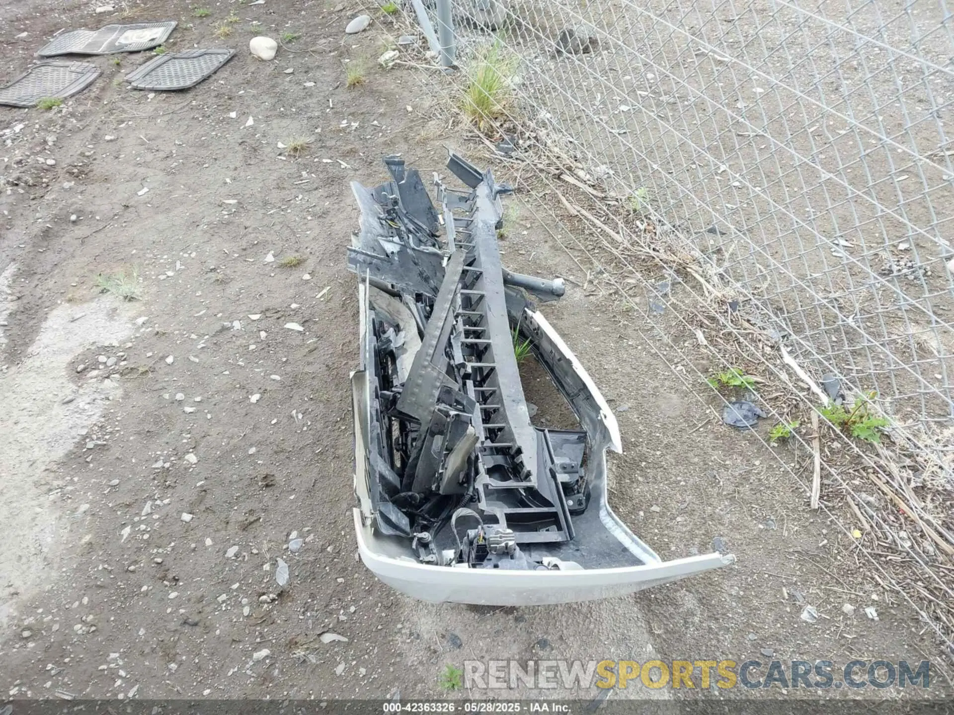 12 Photograph of a damaged car 3FA6P0D95LR138772 FORD FUSION 2020