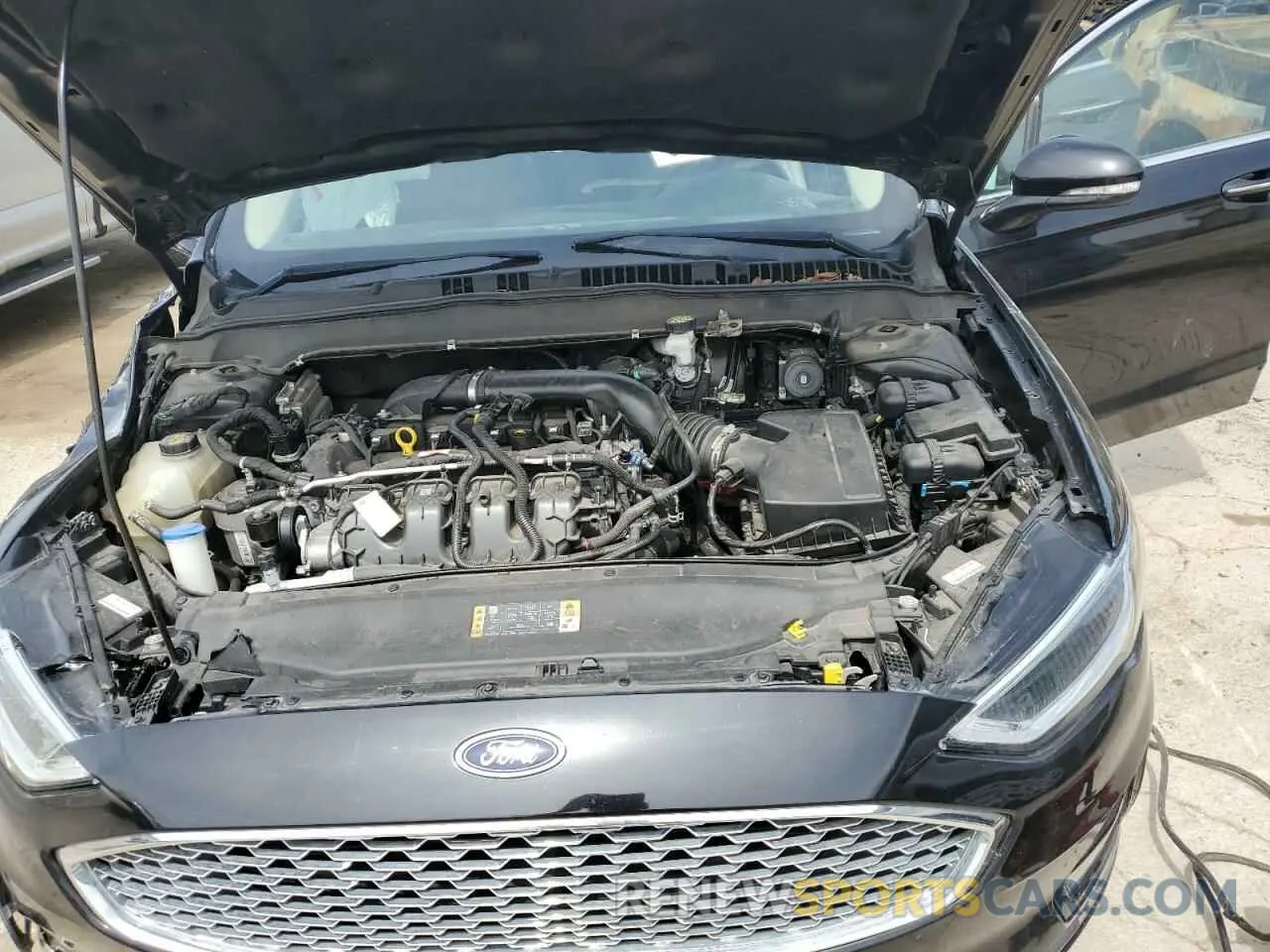11 Photograph of a damaged car 3FA6P0D95LR193335 FORD FUSION 2020