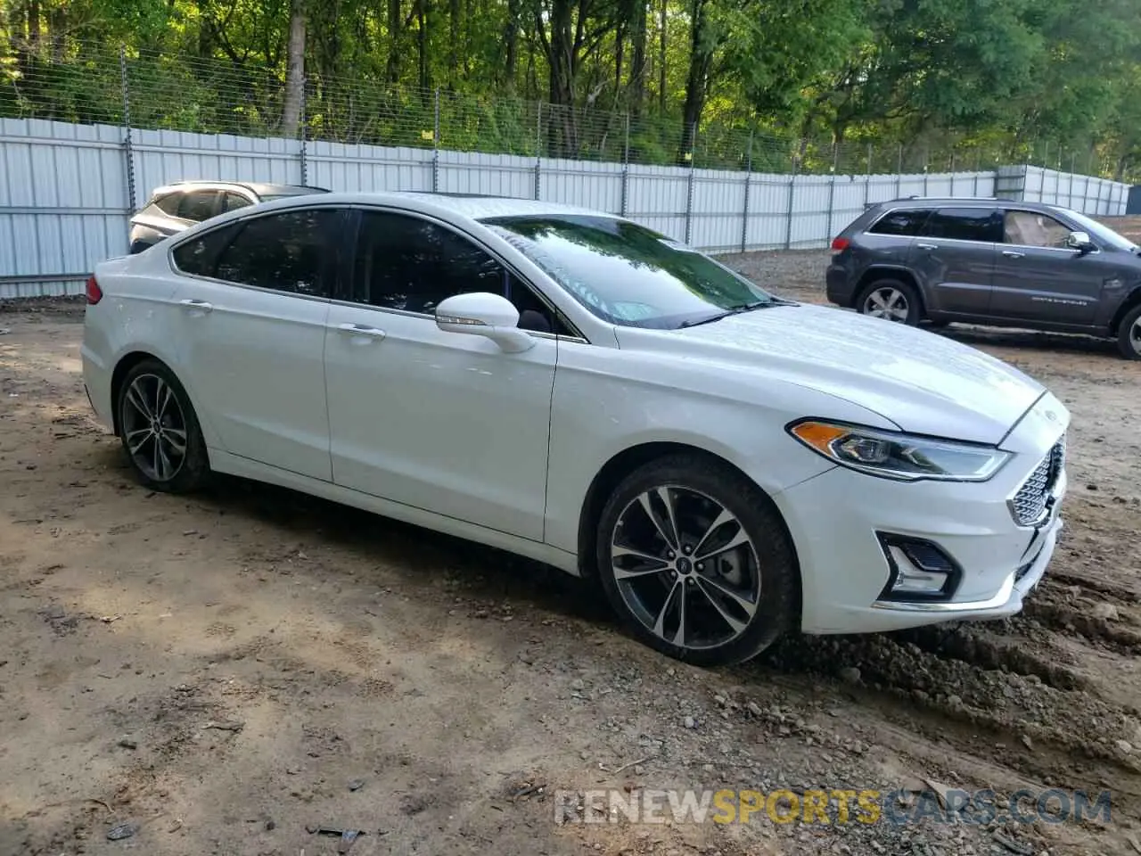 4 Photograph of a damaged car 3FA6P0D96LR152910 FORD FUSION 2020