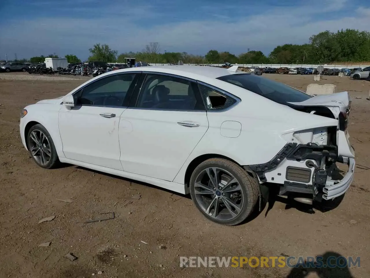 2 Photograph of a damaged car 3FA6P0D96LR173756 FORD FUSION 2020
