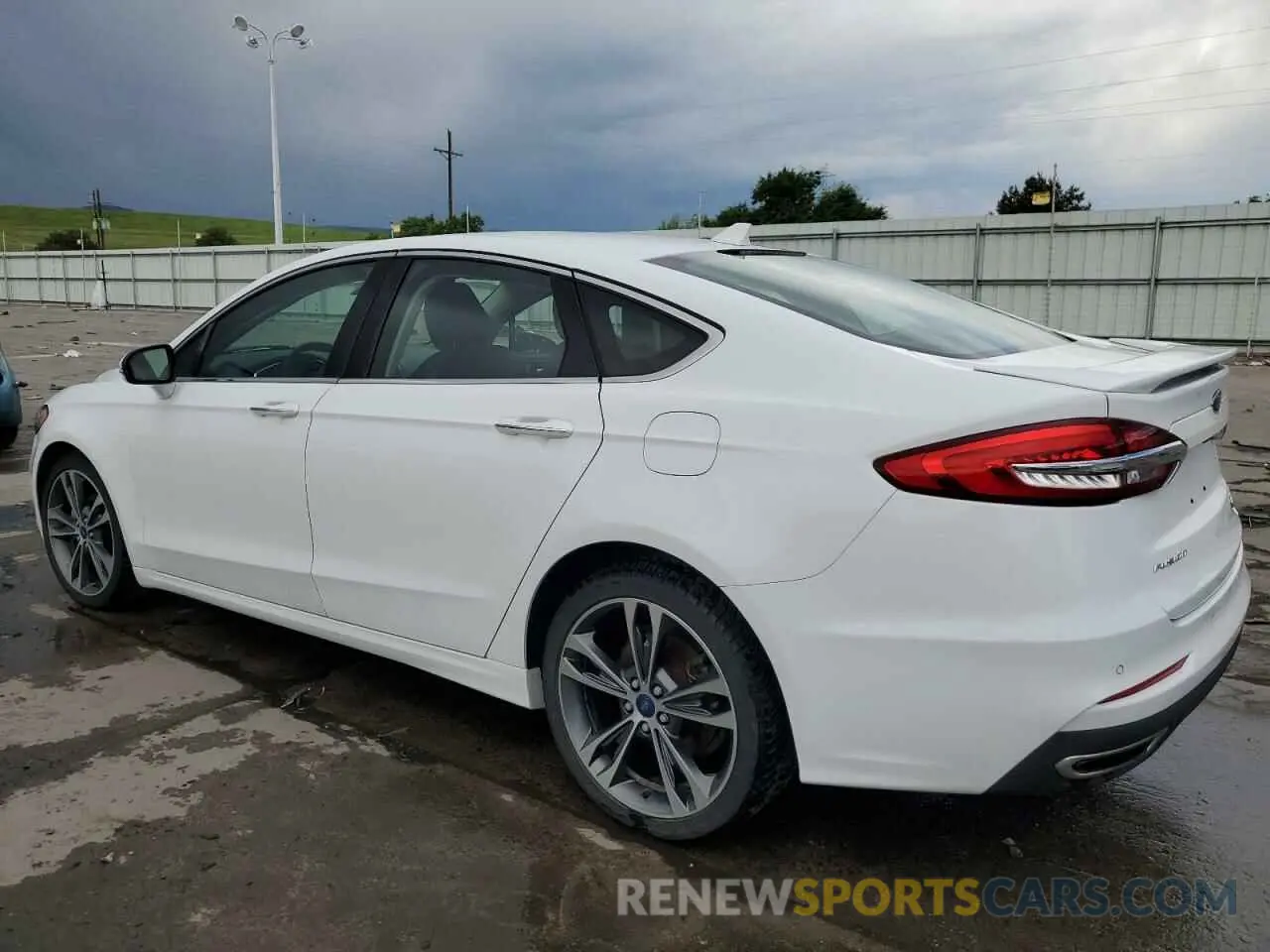 2 Photograph of a damaged car 3FA6P0D96LR175863 FORD FUSION 2020