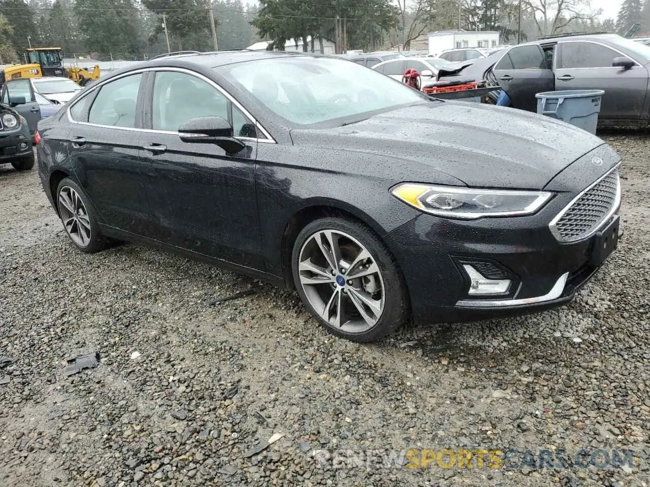 4 Photograph of a damaged car 3FA6P0D96LR192307 FORD FUSION 2020