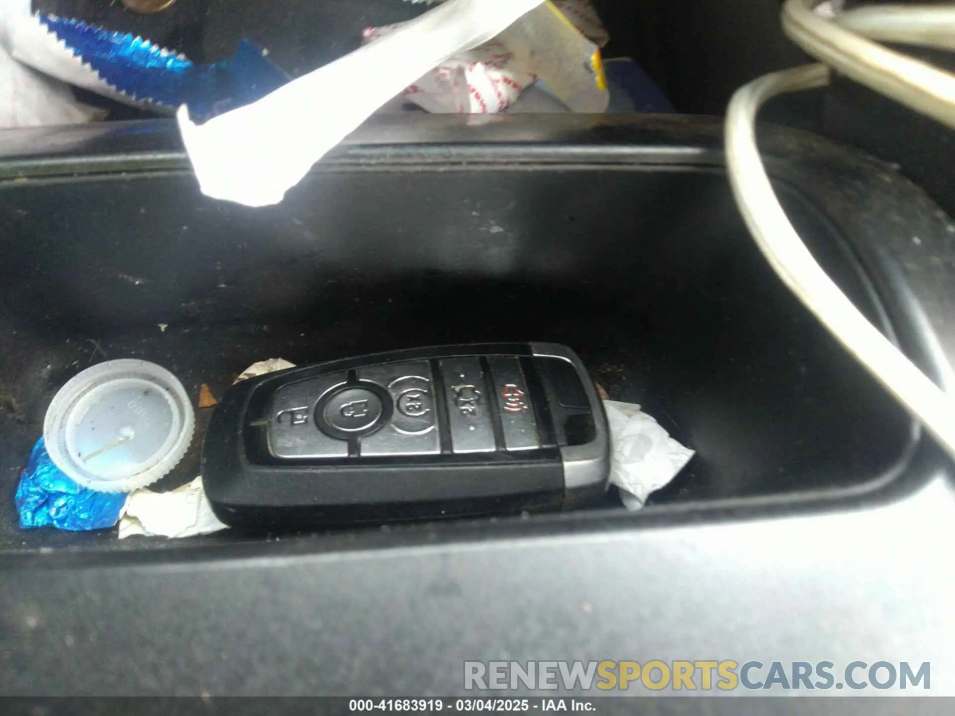 11 Photograph of a damaged car 3FA6P0D96LR205539 FORD FUSION 2020
