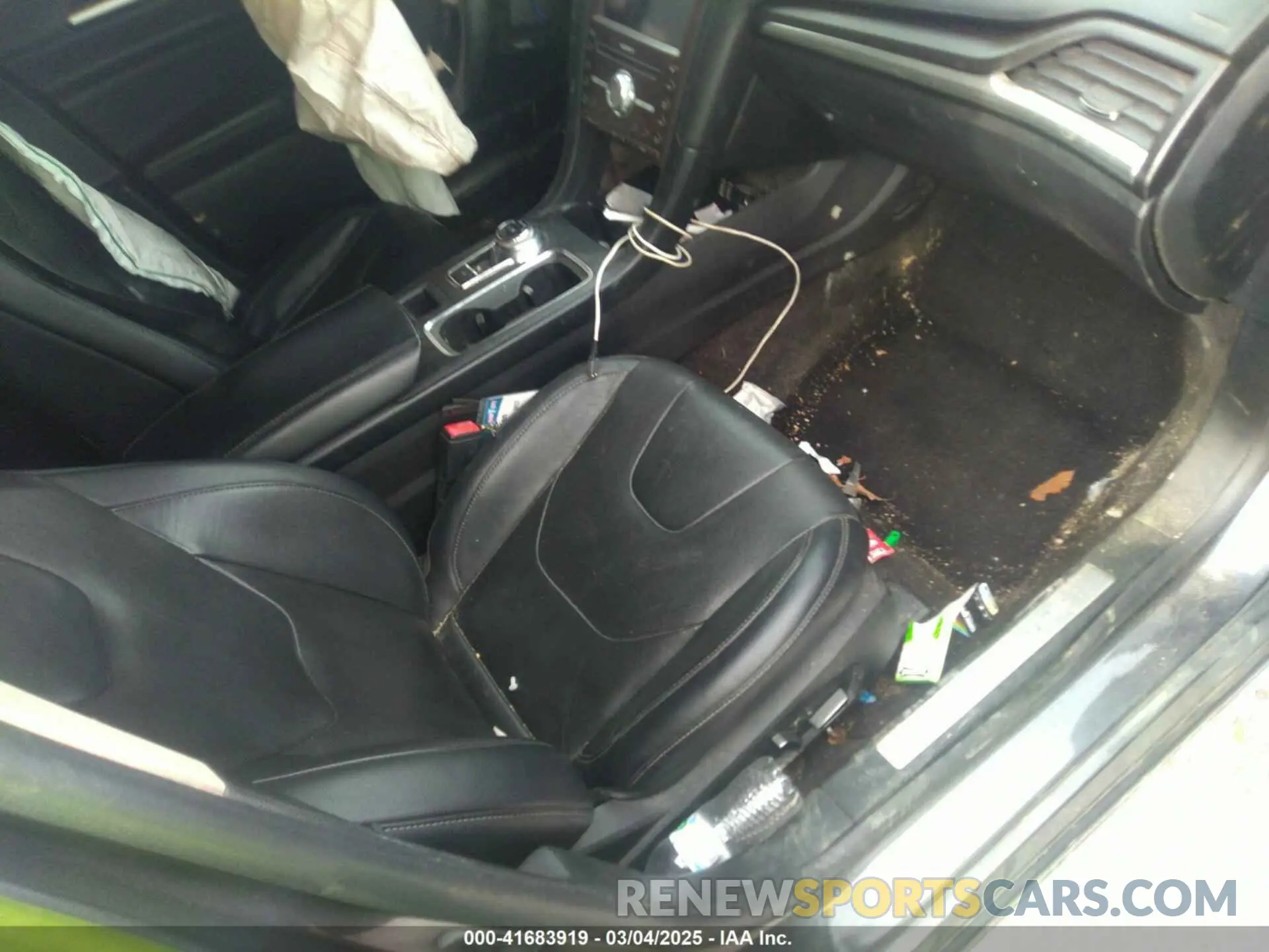 5 Photograph of a damaged car 3FA6P0D96LR205539 FORD FUSION 2020